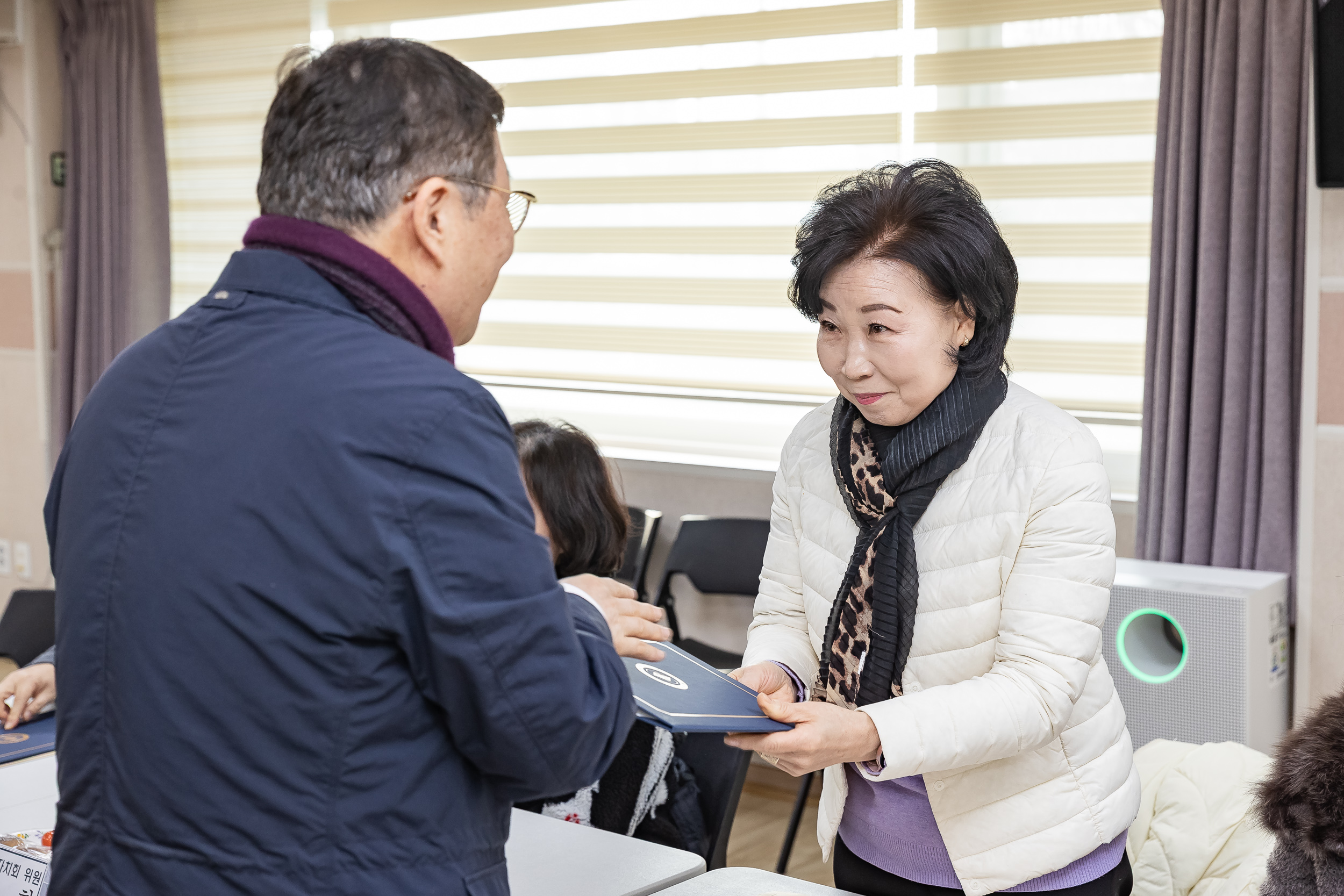 20260212-자양3동 주민자치회 위원 위촉장 수여식 20260212-18929_L_132608.jpg