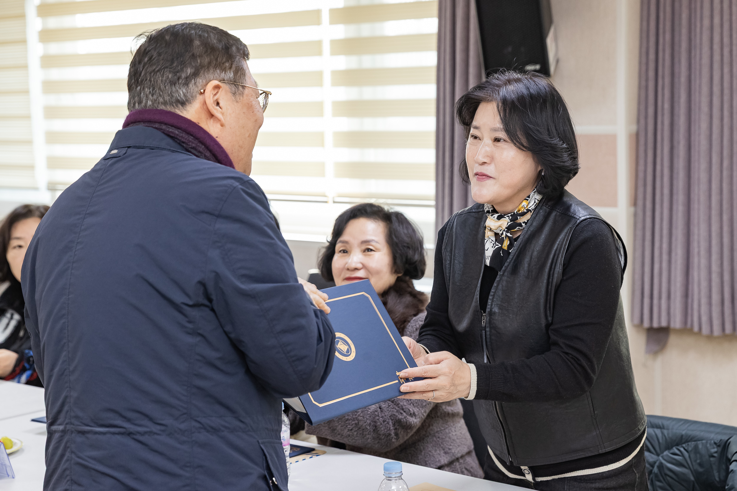 20260212-자양3동 주민자치회 위원 위촉장 수여식 20260212-18950_L_132608.jpg