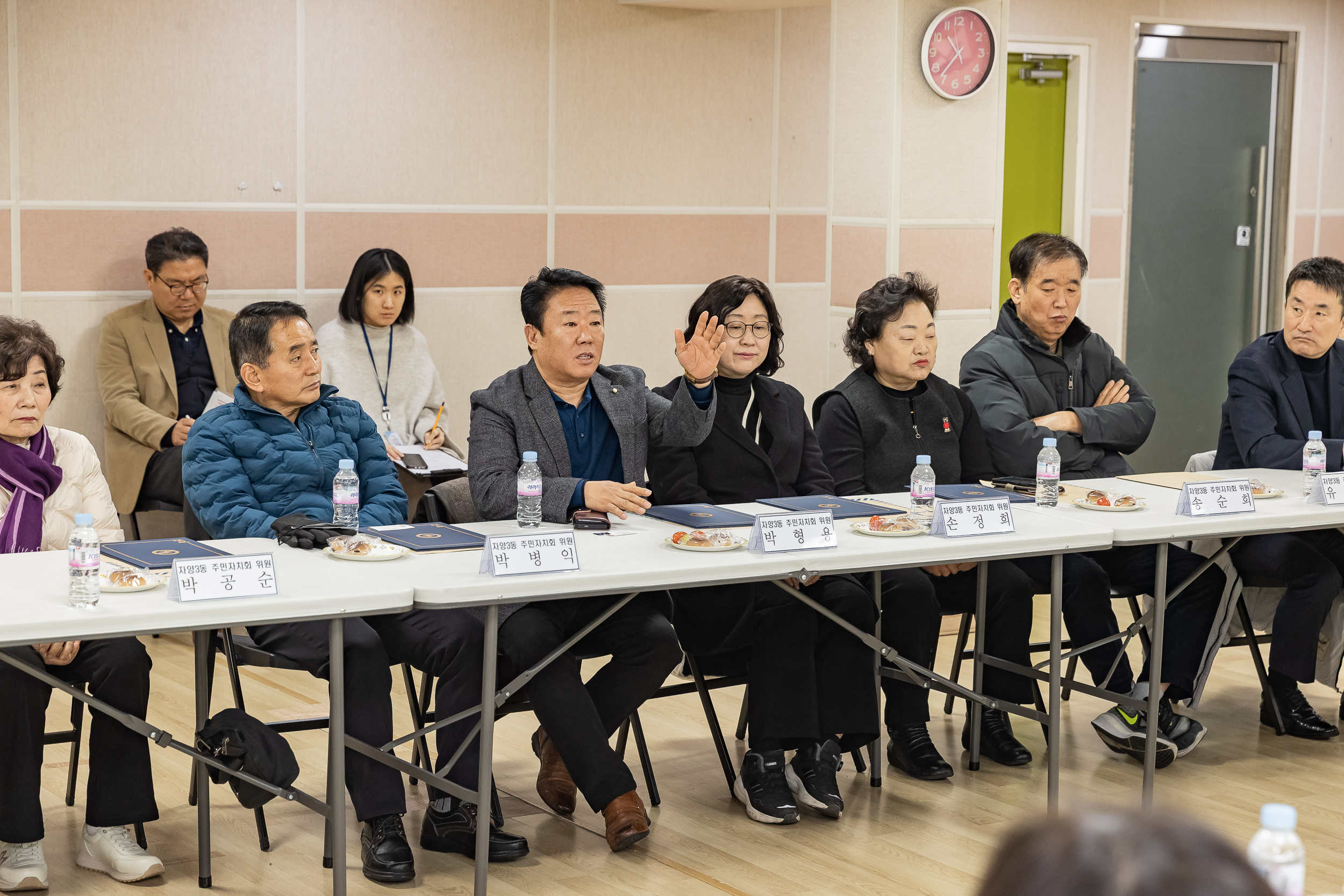 20260212-자양3동 주민자치회 위원 위촉장 수여식 20260212-19079_L_132609.jpg