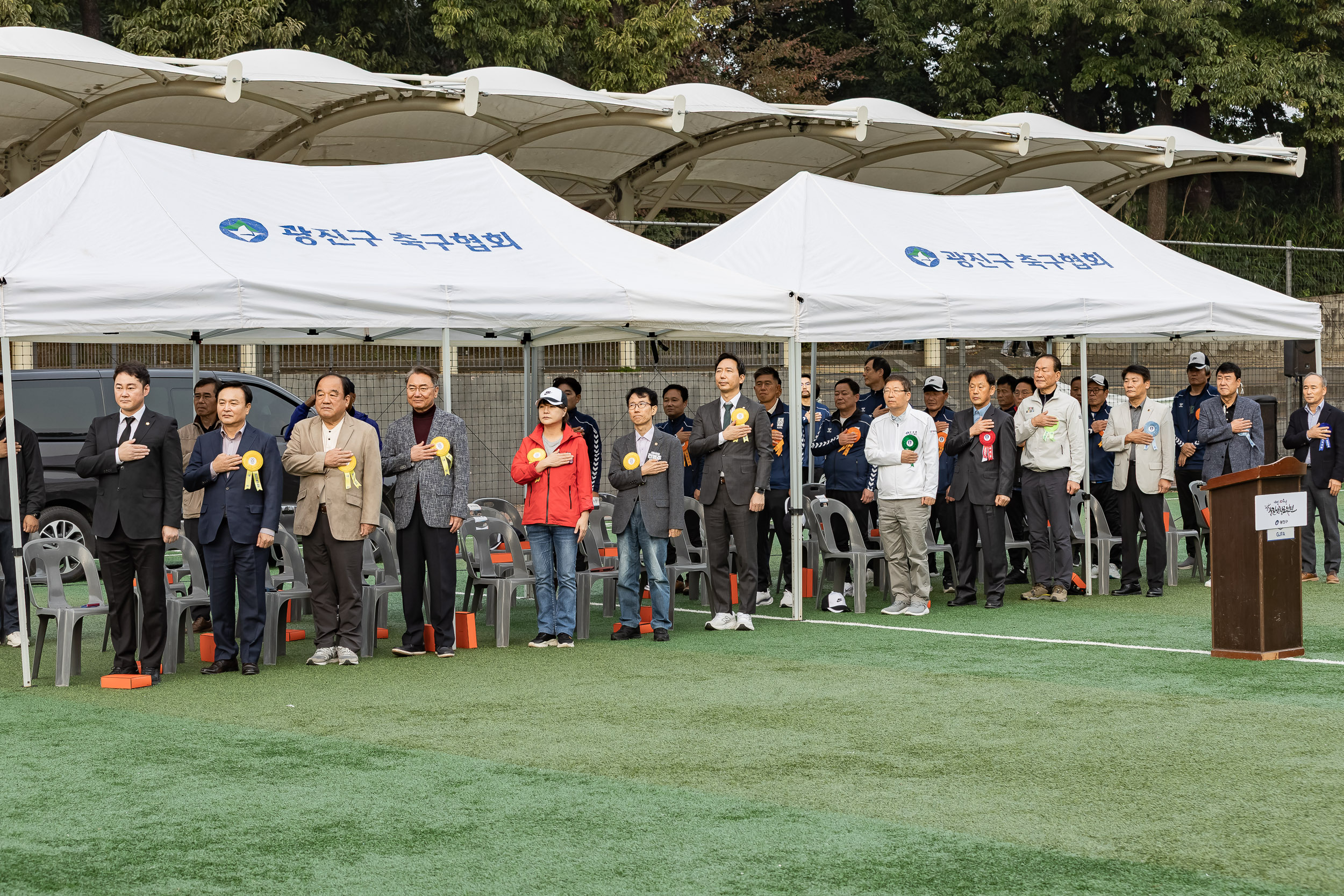 20251026-제30회 광진구협회장기 축구대회 20251026-71366_L_181547.jpg