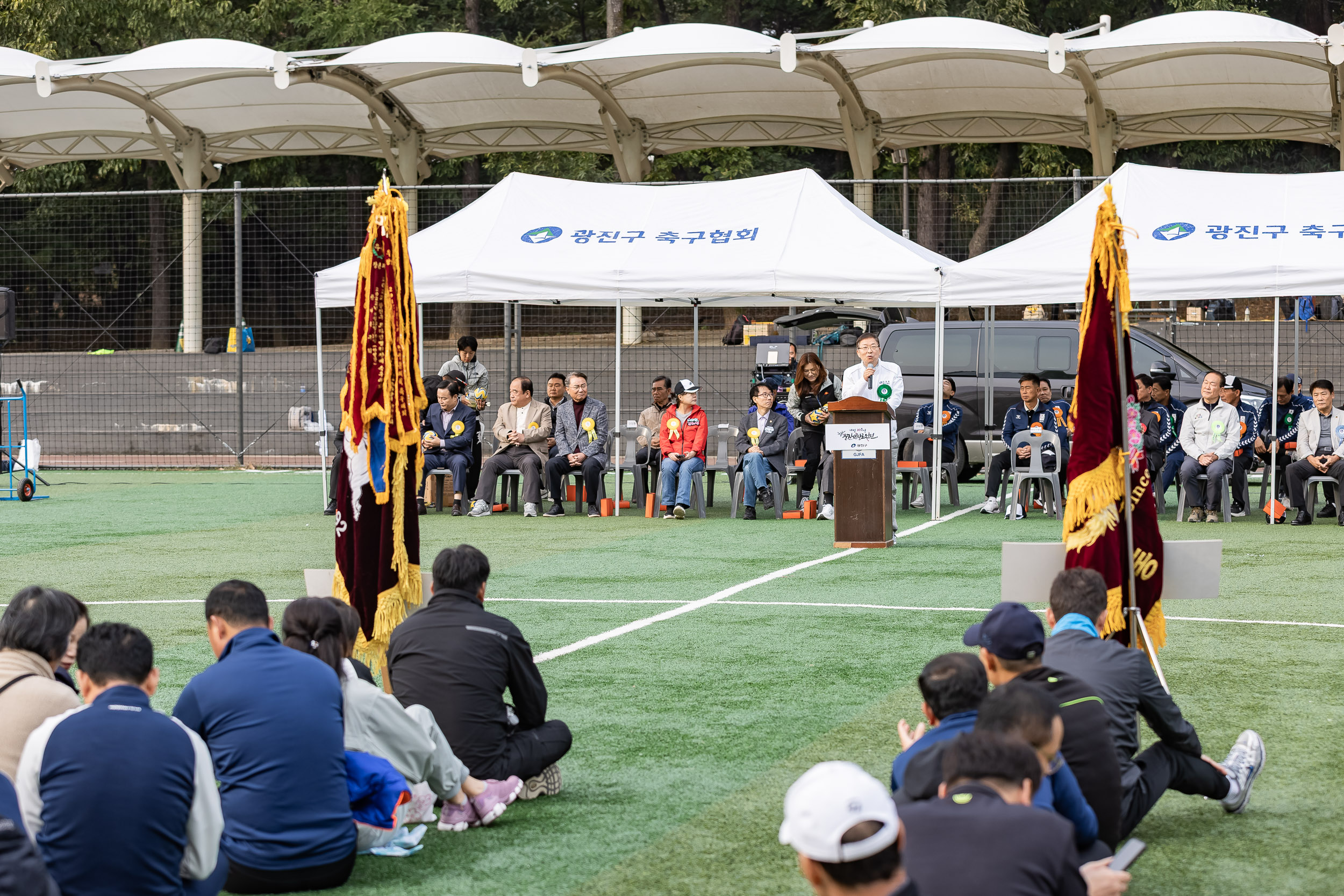 20251026-제30회 광진구협회장기 축구대회 20251026-71672_L_181548.jpg