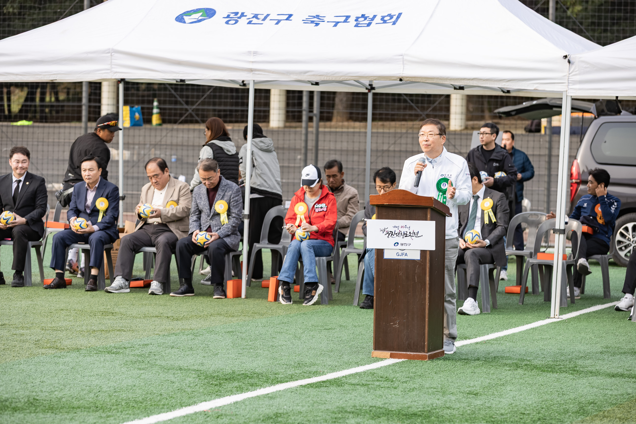 20251026-제30회 광진구협회장기 축구대회 20251026-71677_L_181548.jpg