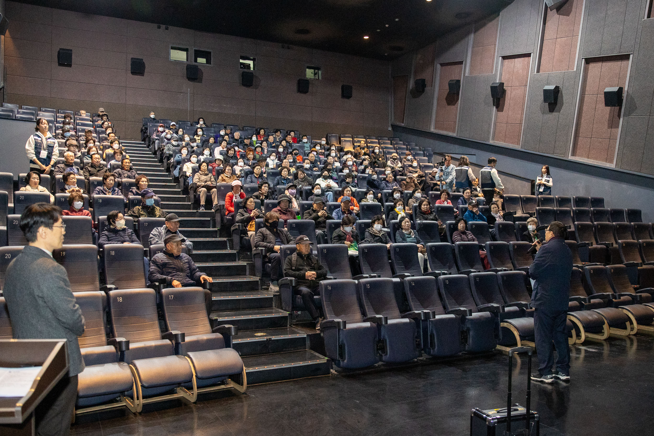 20251111-2025 광진시니어클럽 참여자 문화활동 20251111-2636_L_202256.jpg