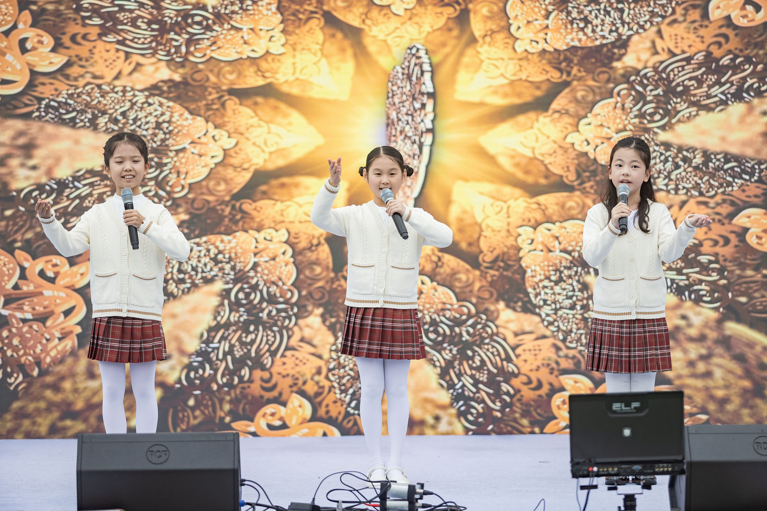 20251018-제11회 간뎃골 축제 -꿈을 잇다, 중곡을 잇다 20251018-59748_L_203236.jpg
