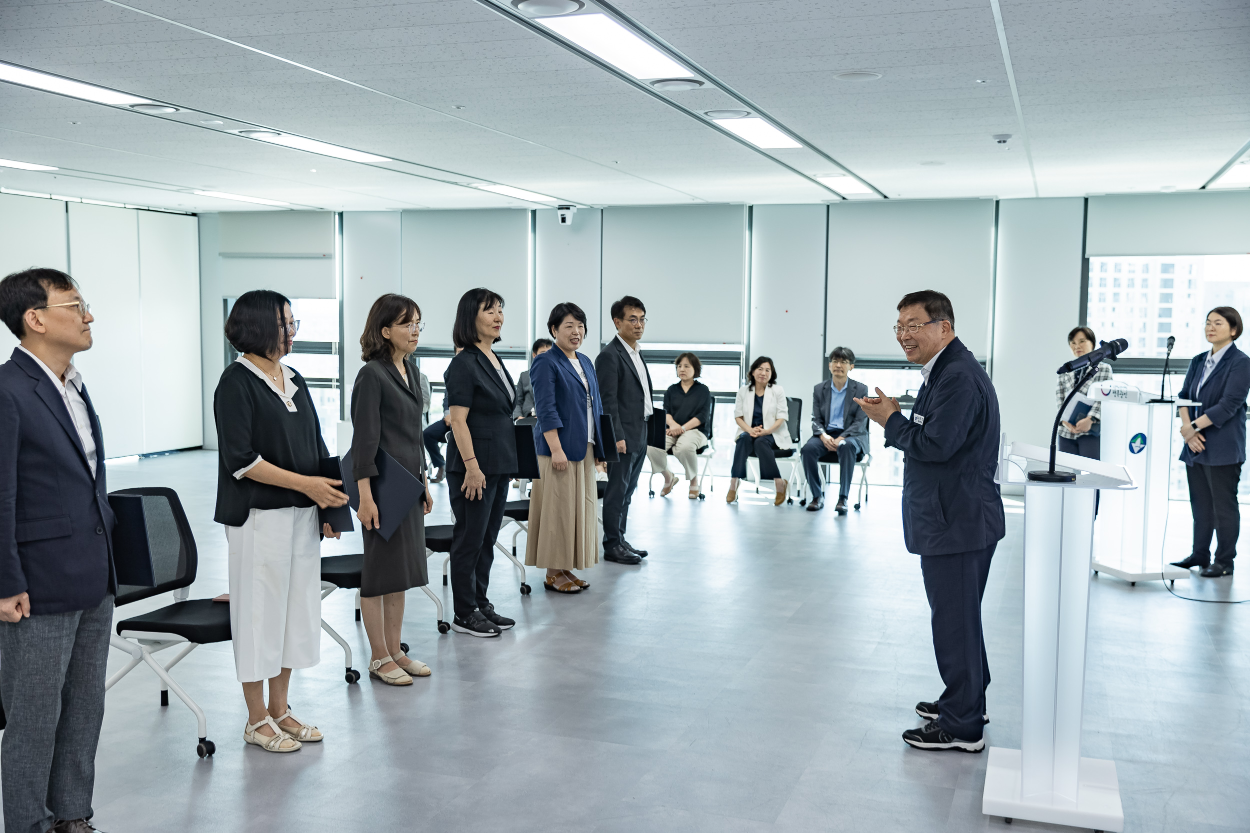 20250822-2025년 하반기 사무관 승진 발령장 수여식 20250822-8323_L_130440.jpg