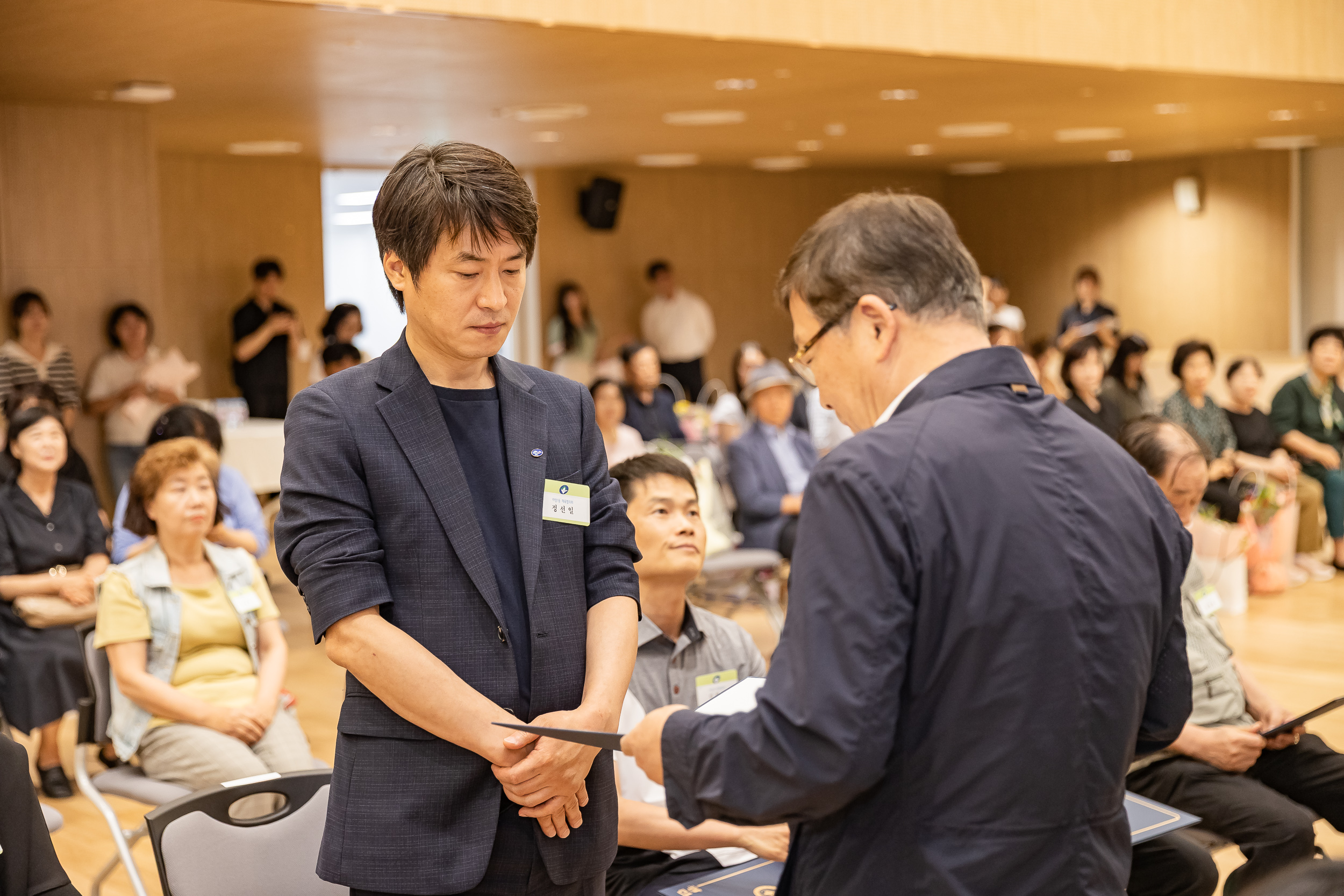 20250613-2025년 6월 정기 구민표창 수여식 20250613-107028_L_145833.jpg