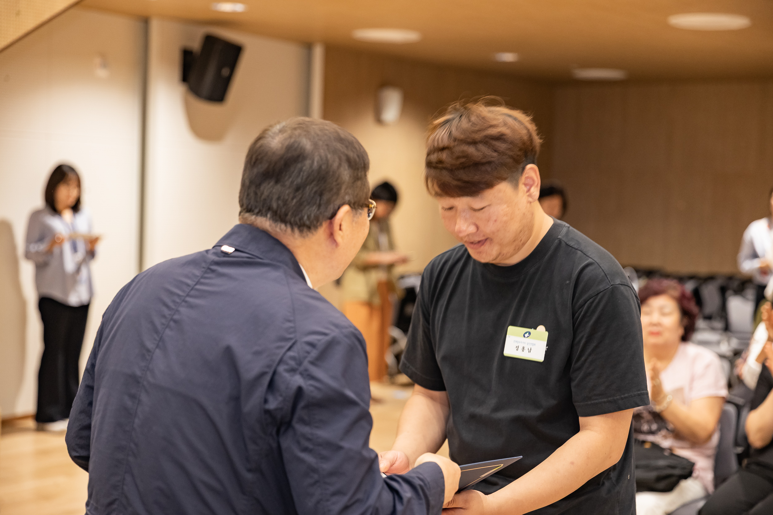 20250613-2025년 6월 정기 구민표창 수여식 20250613-107100_L_145833.jpg