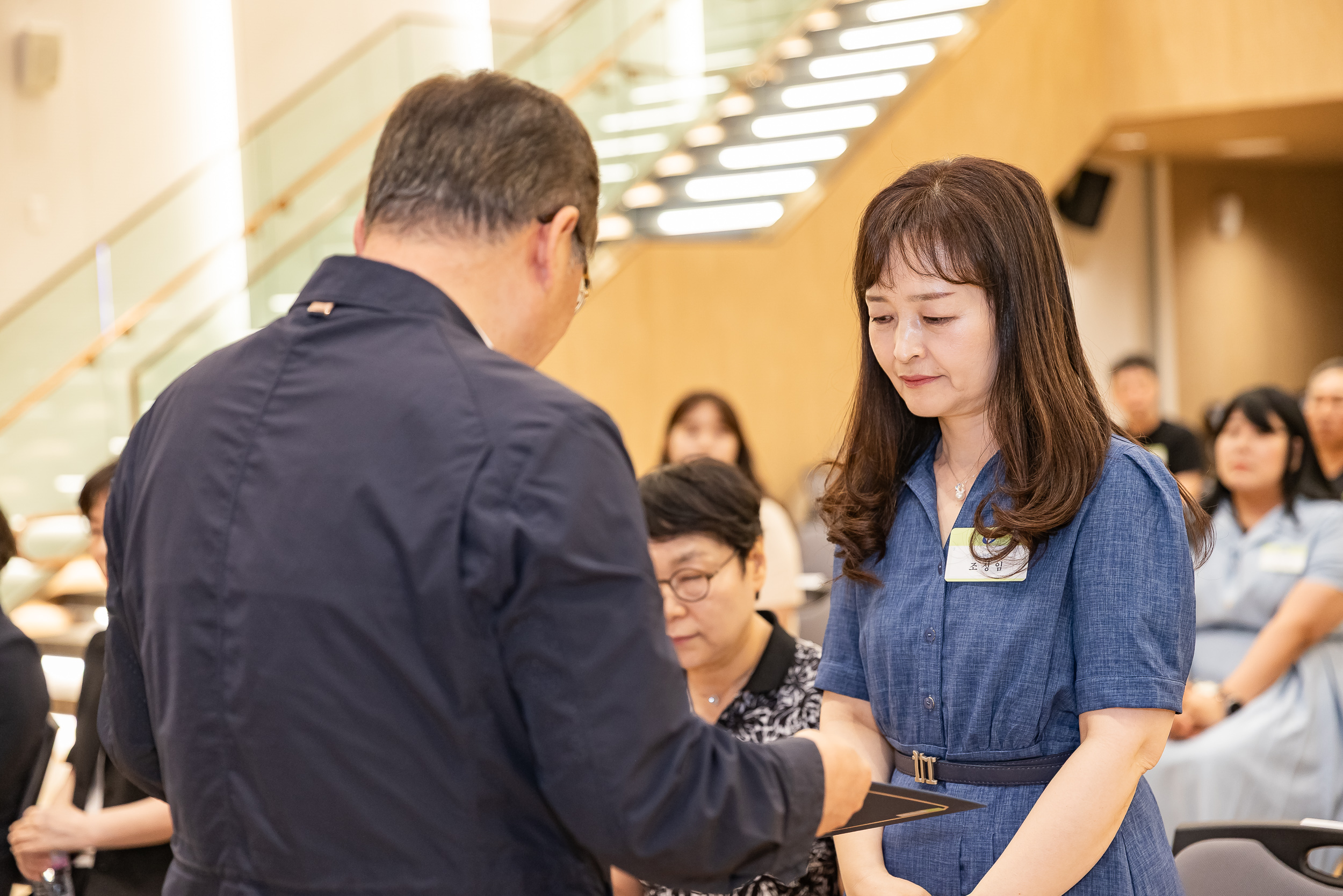 20250613-2025년 6월 정기 구민표창 수여식 20250613-106552_L_145829.jpg