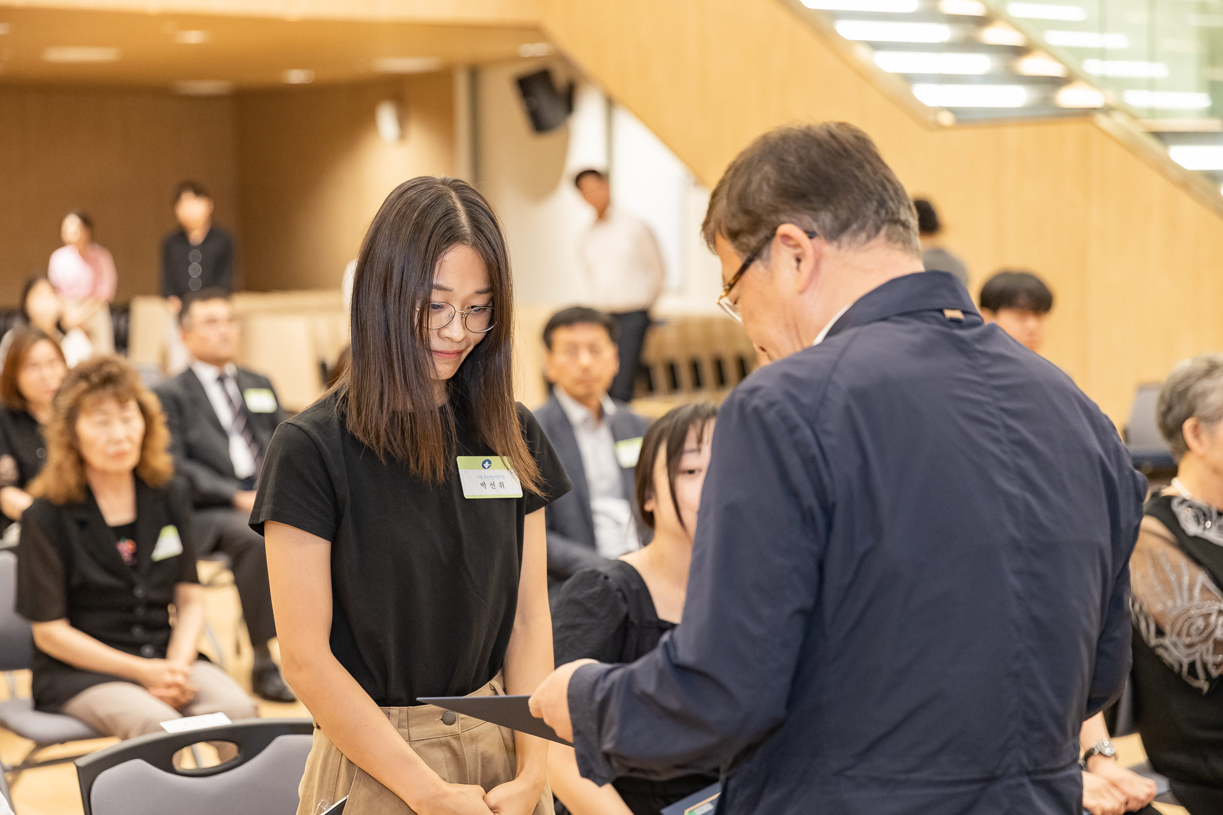 20250613-2025년 6월 정기 구민표창 수여식 20250613-106688_L_145830.jpg