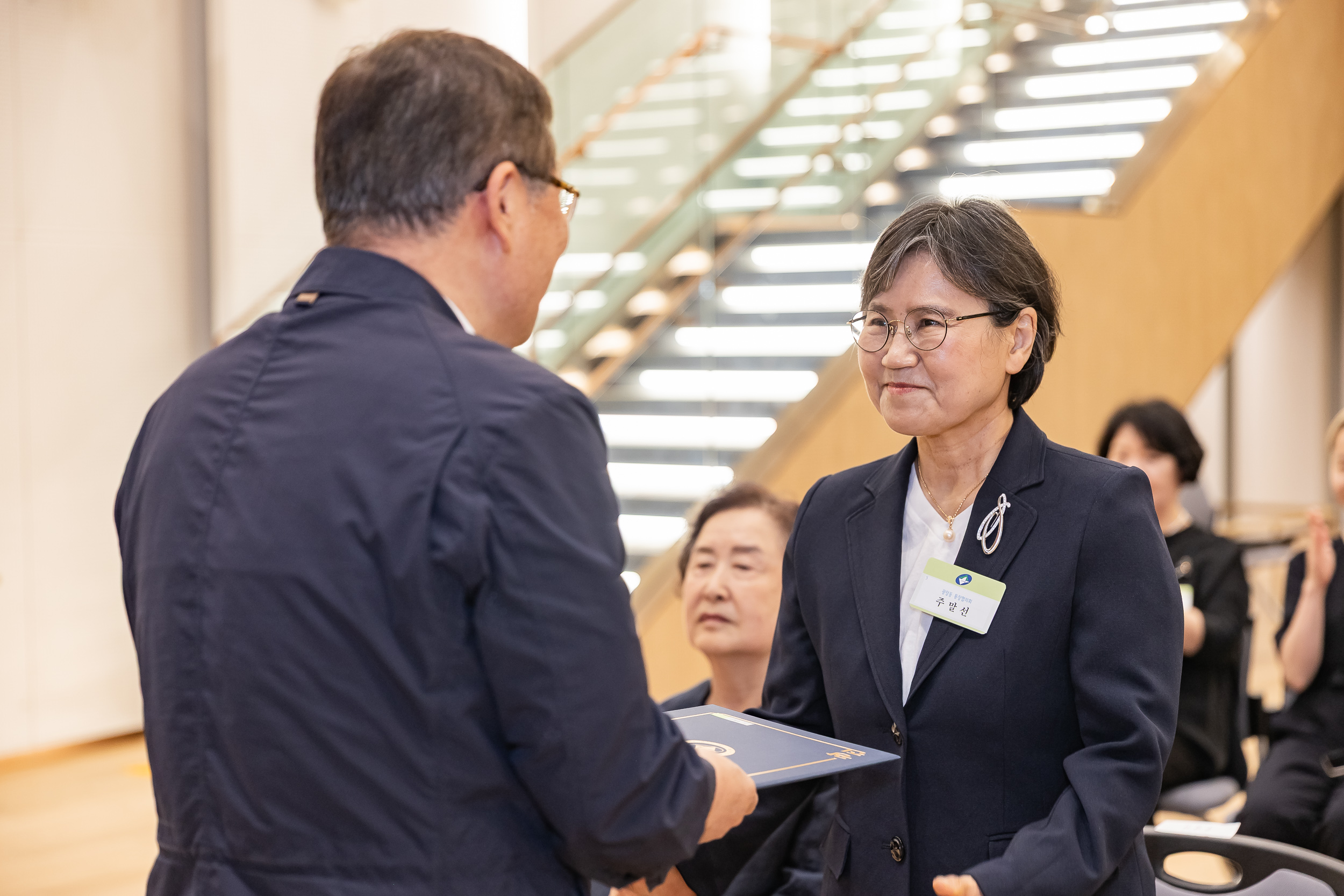20250613-2025년 6월 정기 구민표창 수여식 20250613-106529_L_145829.jpg
