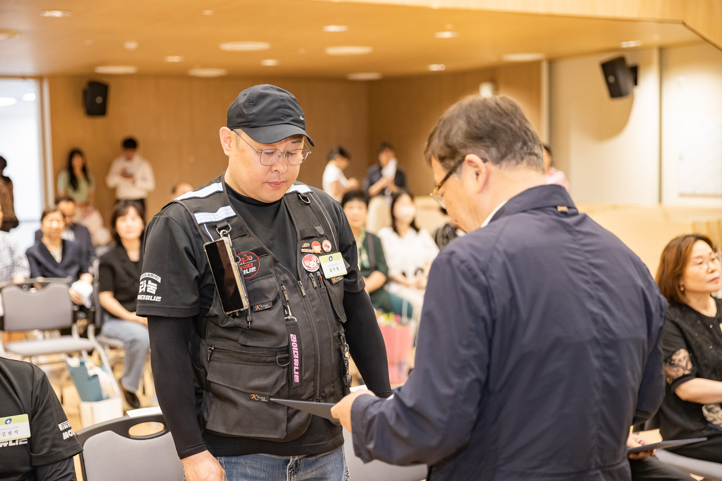 20250613-2025년 6월 정기 구민표창 수여식 20250613-106969_L_145832.jpg