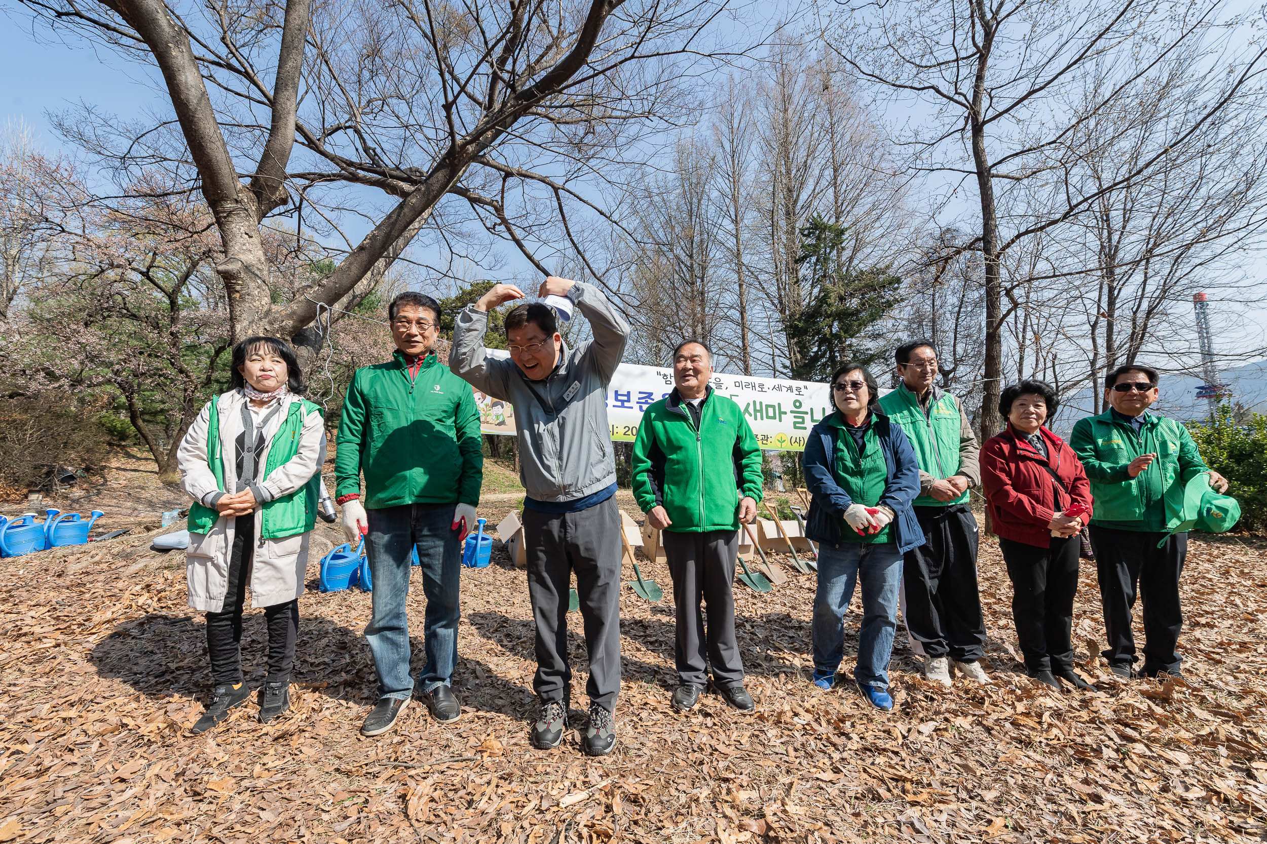 20250407-환경보존을 위한 새마을 나무심기 20250407-45042_L_174017.jpg