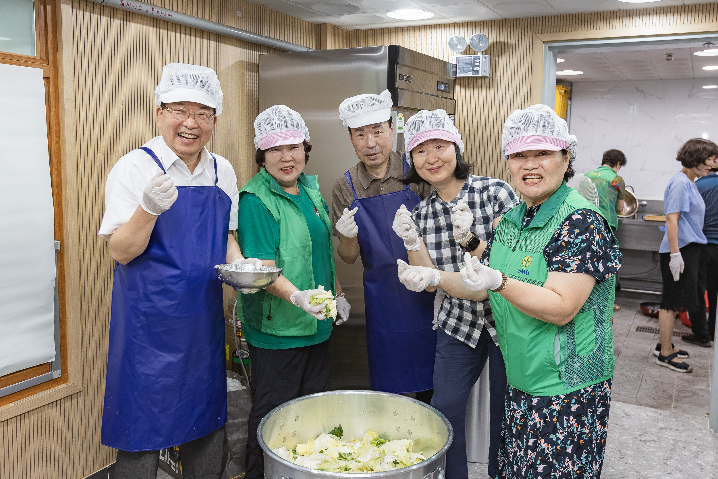 20250714-자양4동 새마을부녀회 밑반찬 나눔 행사 20250714-4004_L_130152.jpg