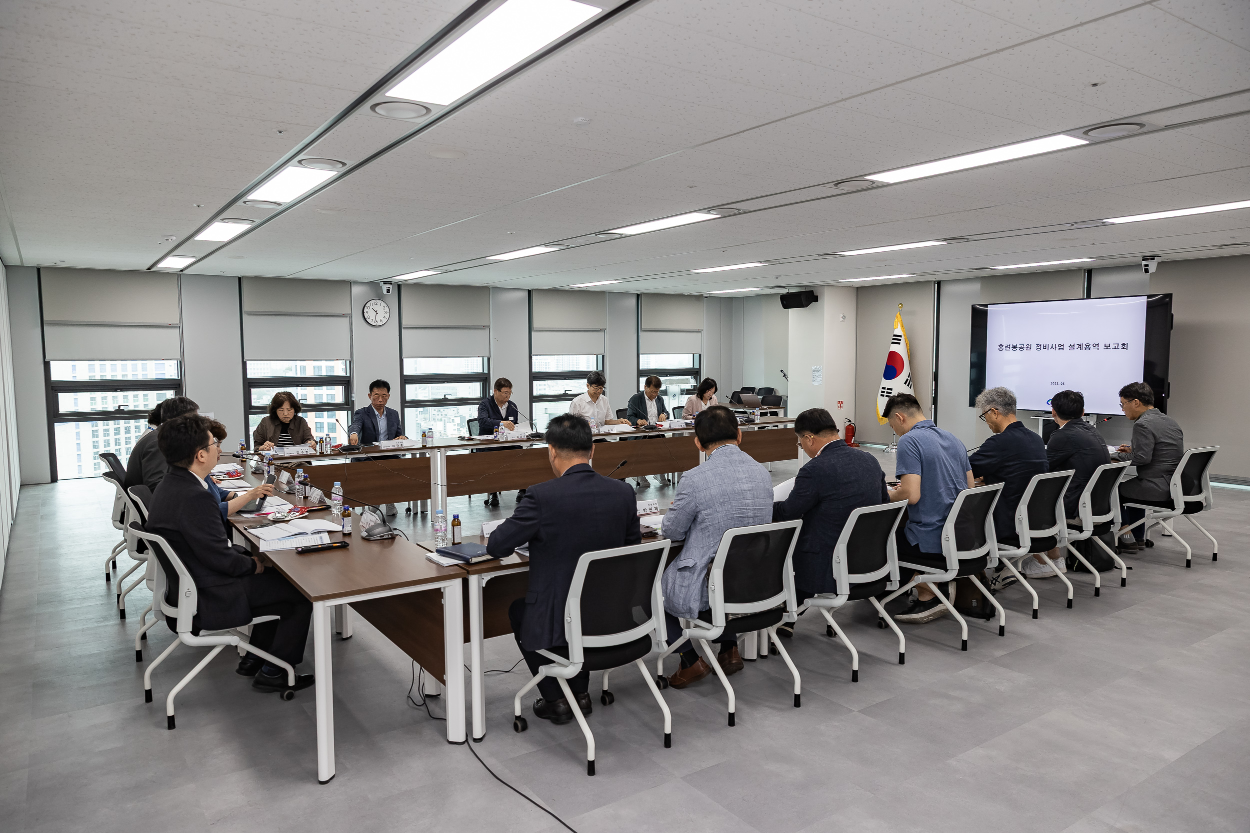 20250616-홍련봉공원 정비사업 설계용역 보고회 20250616-109398_L_194614.jpg