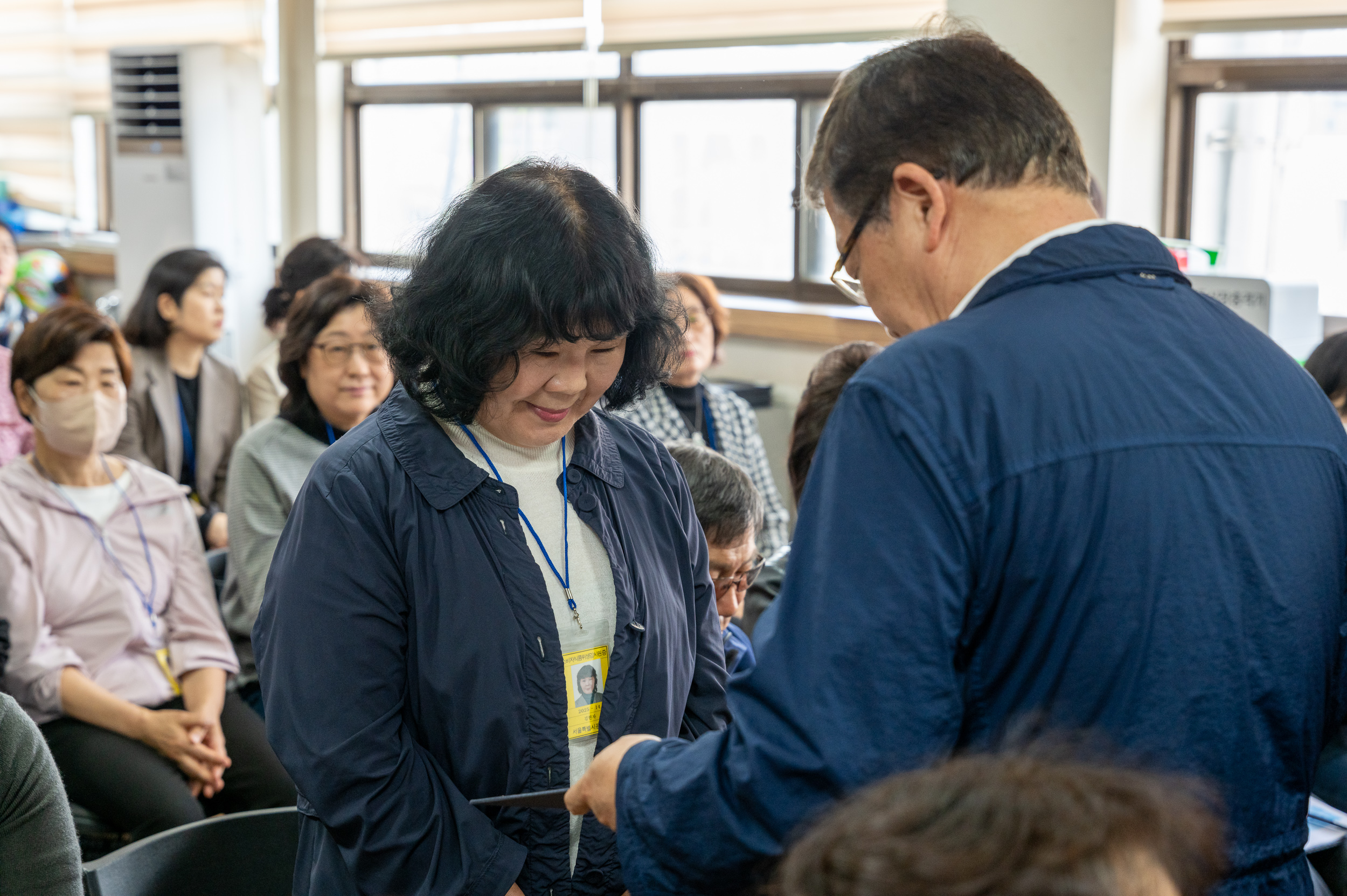 20250423-소비자식품위생감시원 위촉식 및 상반기 직무교육 20250423-59567_L_101736.jpg