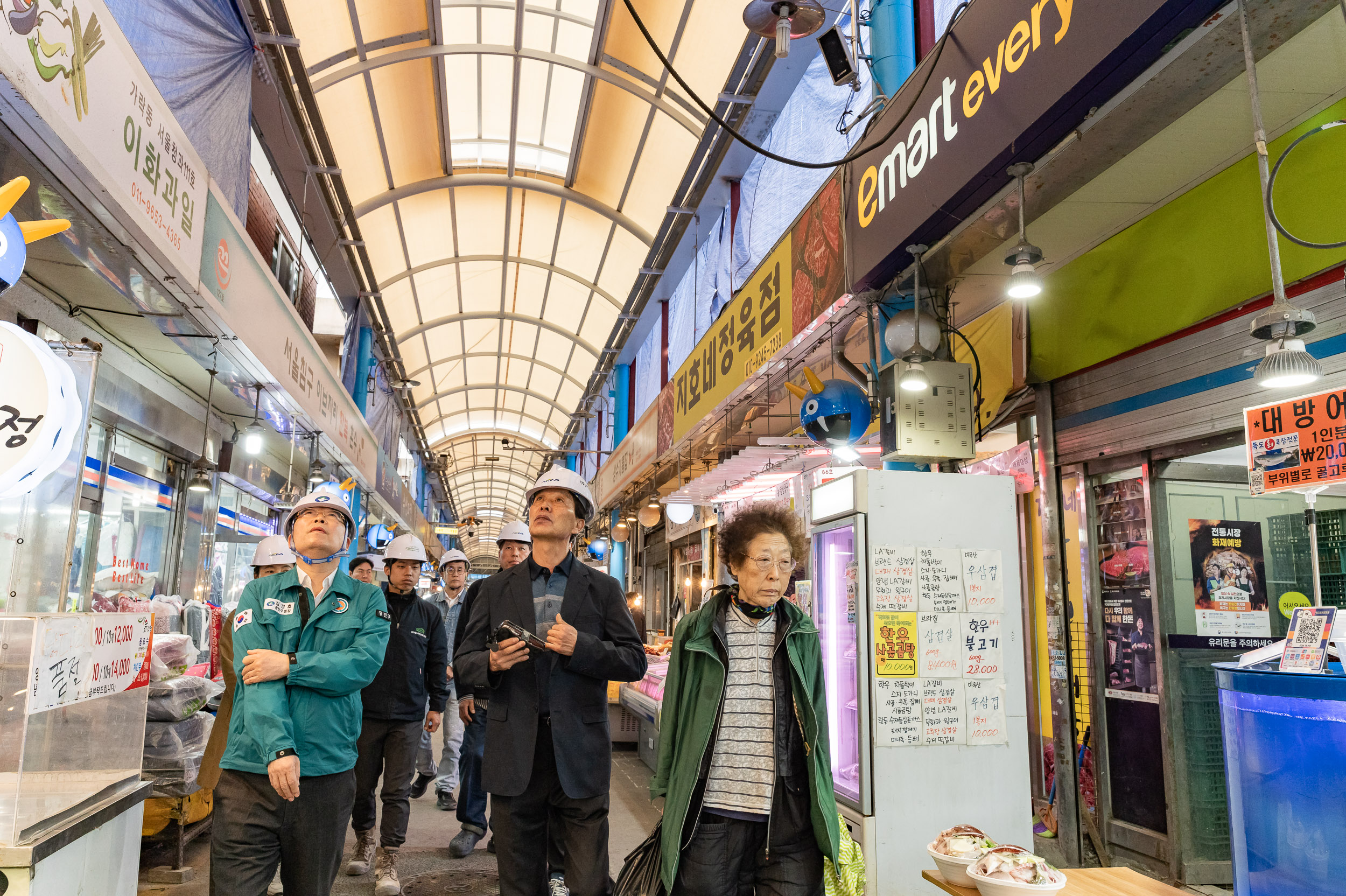20250409-중곡제일시장 아케이드 교체공사 현장방문 20250409-47686_L_163317.jpg
