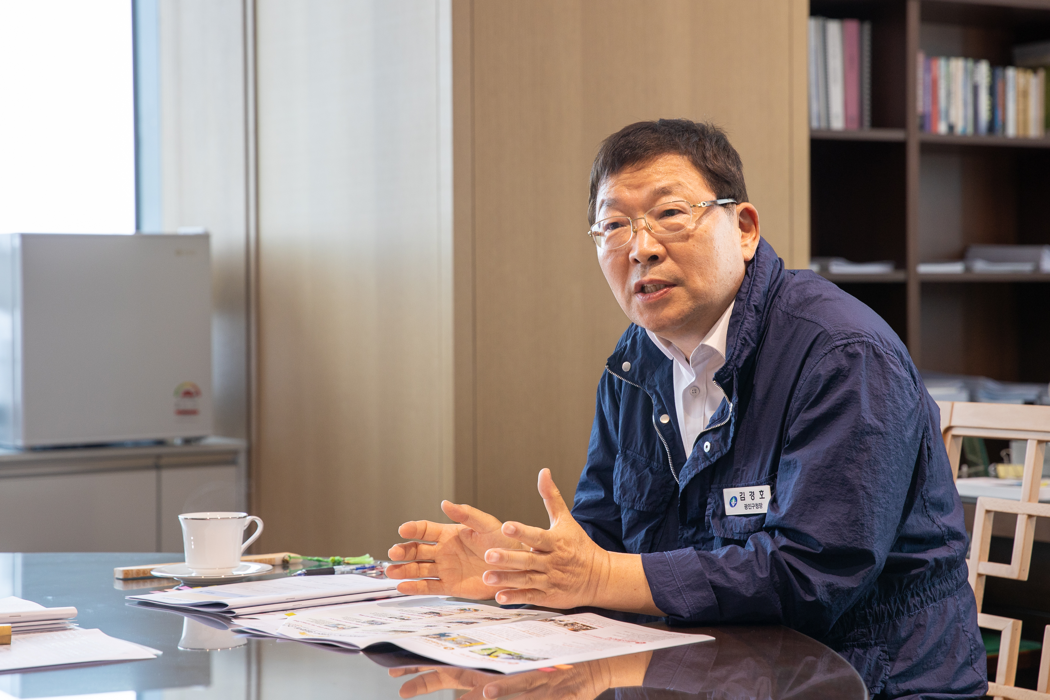 20250724-문화일보와 인터뷰중인 광진구청장 20250724-16347_M2_153604.jpg