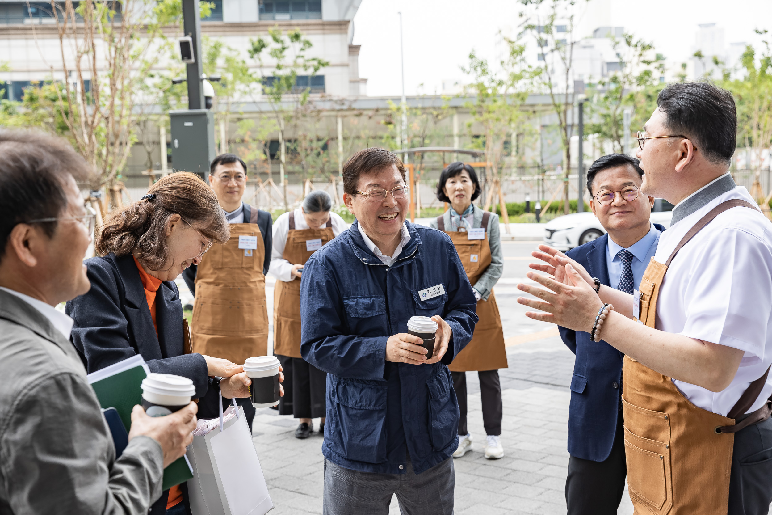 20250519-원불교 중곡교당-구의교당 커피차 제공 20250519-79941_L_172317.jpg