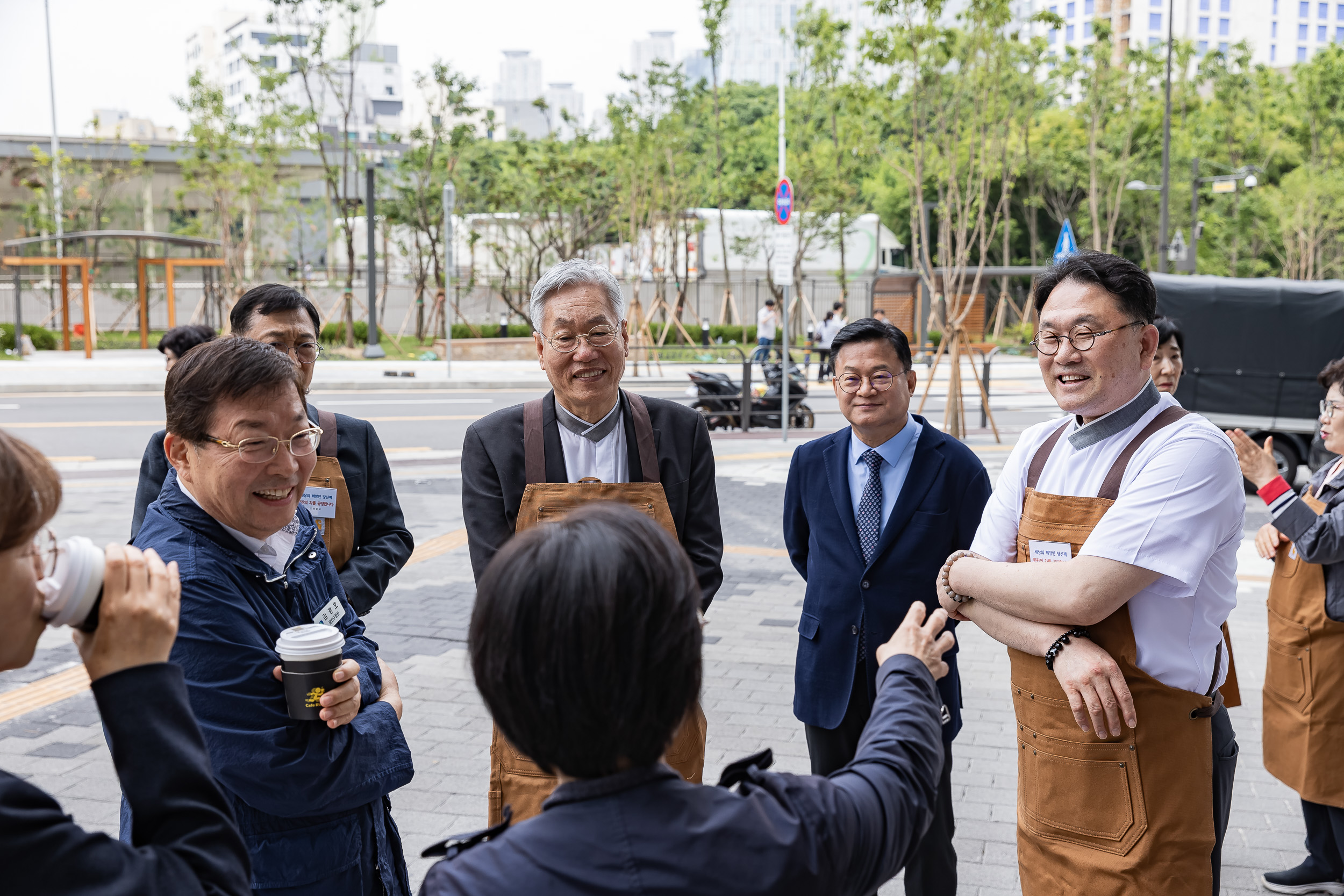 20250519-원불교 중곡교당-구의교당 커피차 제공 20250519-79977_L_172317.jpg