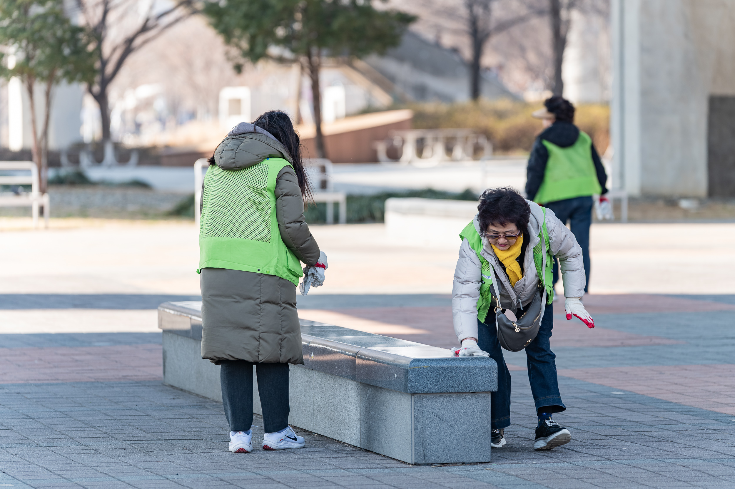 20250319-소중한 환경을 위한 다함께 쓰담쓰담(자원봉사 캠프 연합봉사) 20250319-28561_L_144033.jpg