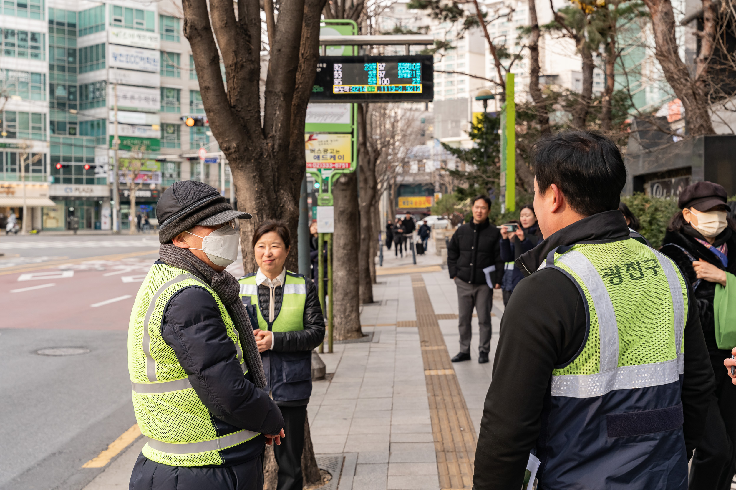 20250317-사거리 반사경, 버스정류장 시설장비 관련 현장점검 20250317-26682_L_155143.jpg