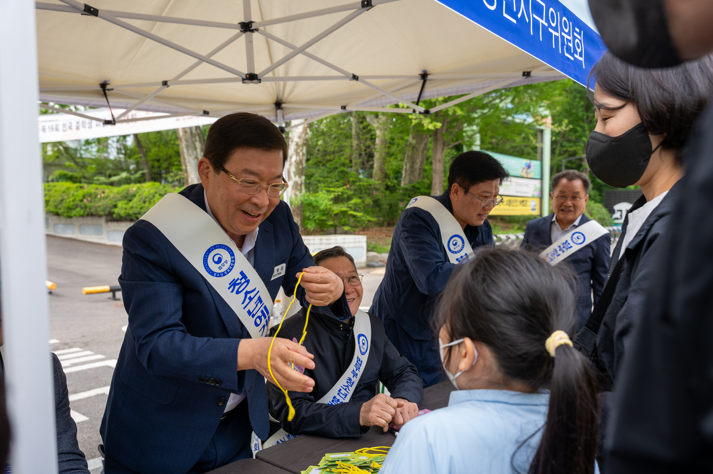 20250505-어린이날 이름표달아주기 행사 20250505-70034_L_102031.jpg