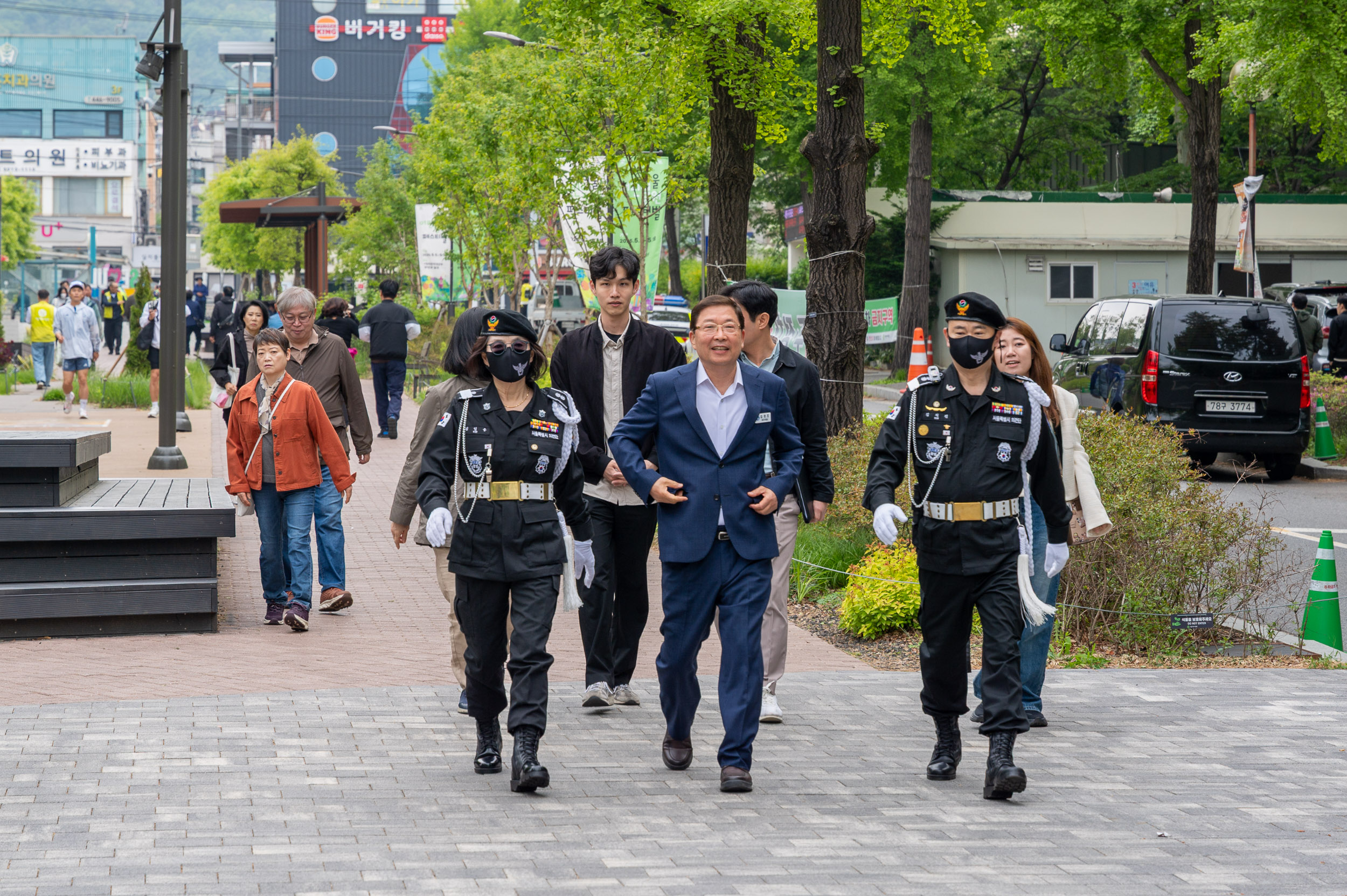 20250505-어린이날 이름표달아주기 행사 20250505-69858_L_102031.jpg