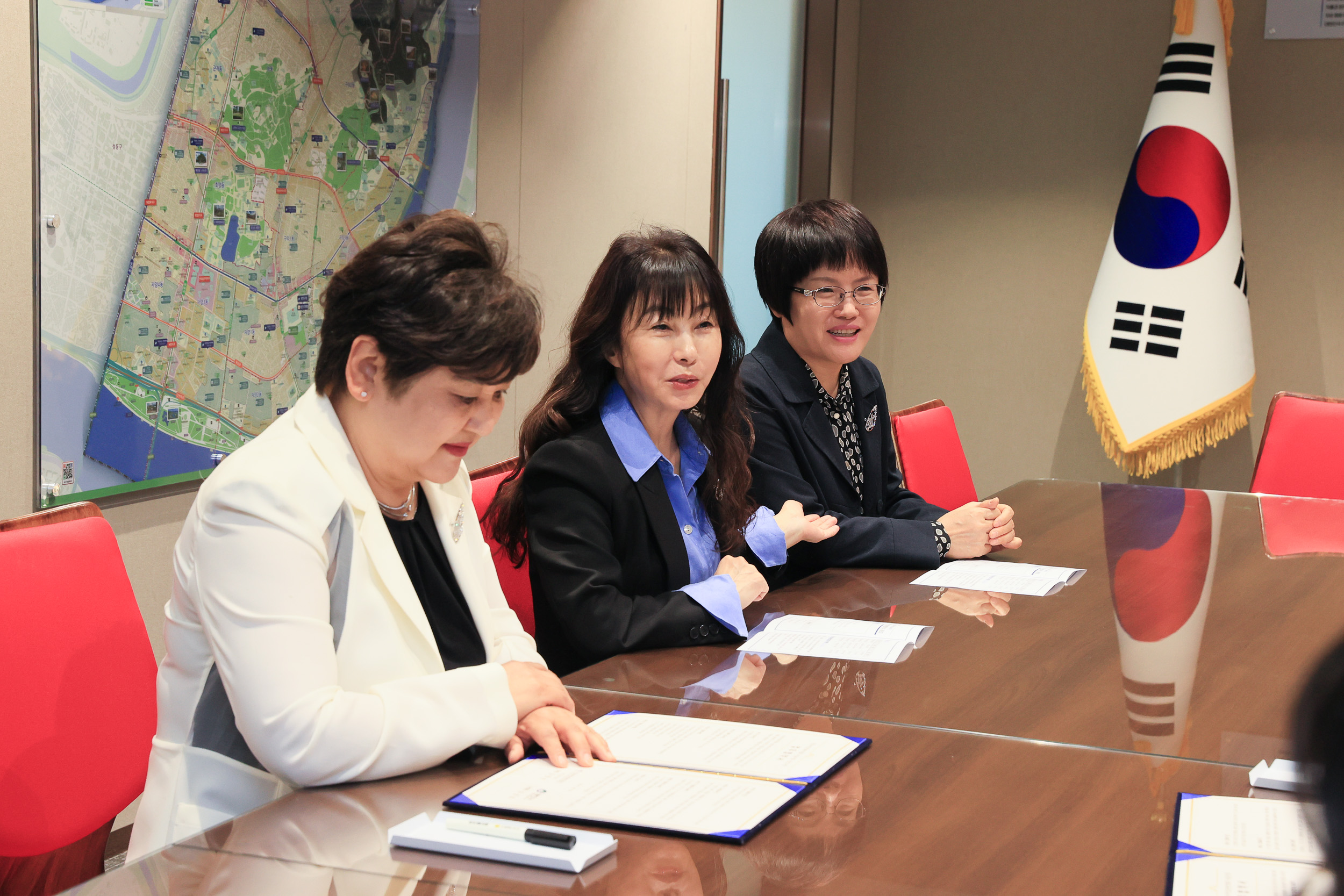 20250509-한국여성경제인협회 서울지회 업무협약식 JKIM6992_L_163851.jpg