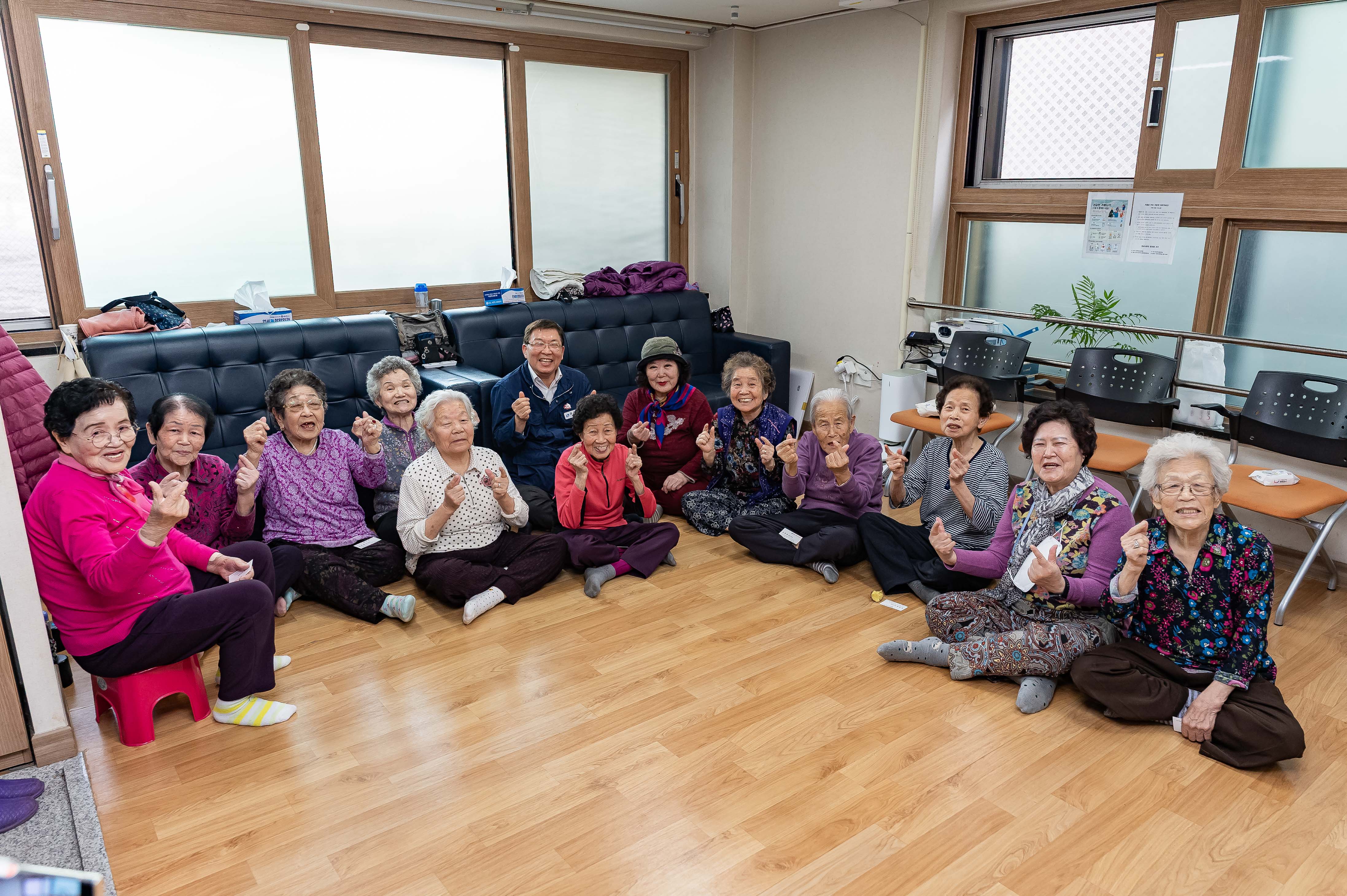 20250403-구립 자양2동 유수지경로당 위문 방문 20250403-42954_L_172429.jpg