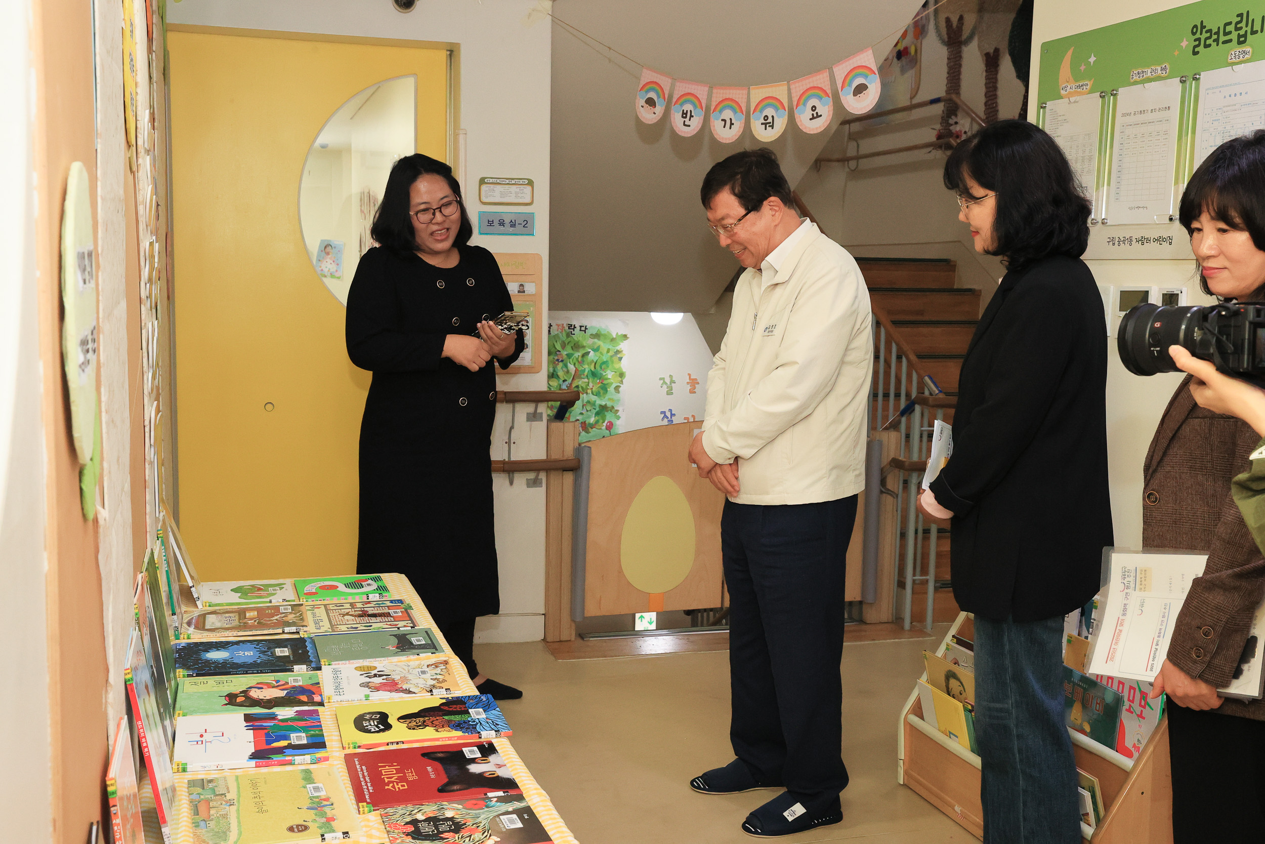 20250509-어린이날맞이 동화책 구연행사 JKIM6849_L_163710.jpg