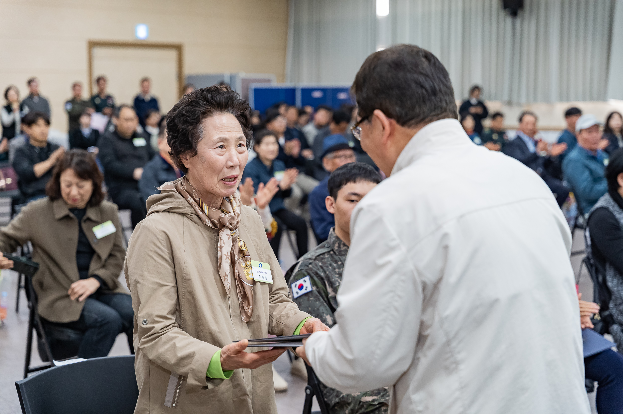 20250327-2025년 3월 정기 구민표창 수여식 20250327-36941_L_171654.jpg