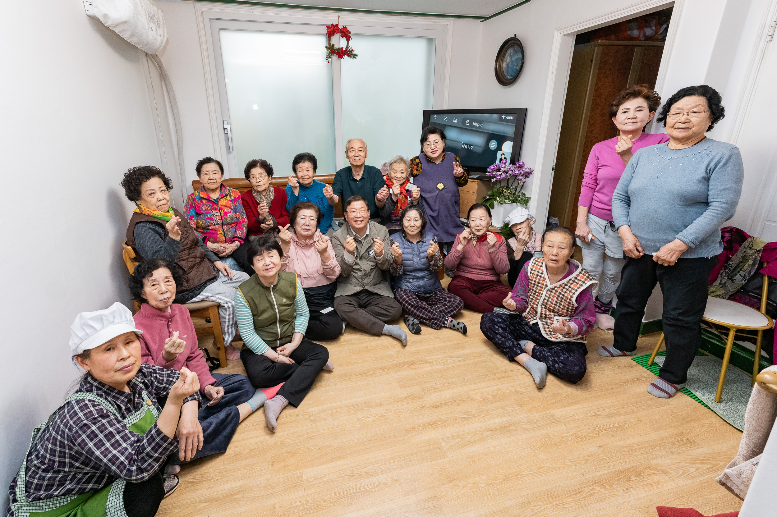 20250414-용마경로당 그린리모델링 공사현장 및 임시경로당 방문 20250414-51078_L_102358.jpg