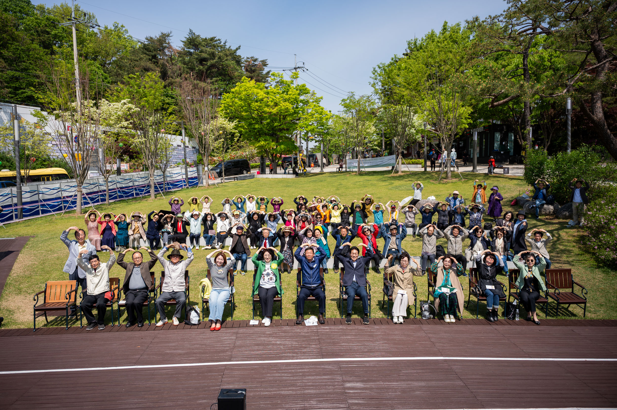 20250502-아차산에서 시를 읽다 20250502-68687_L_204339.jpg