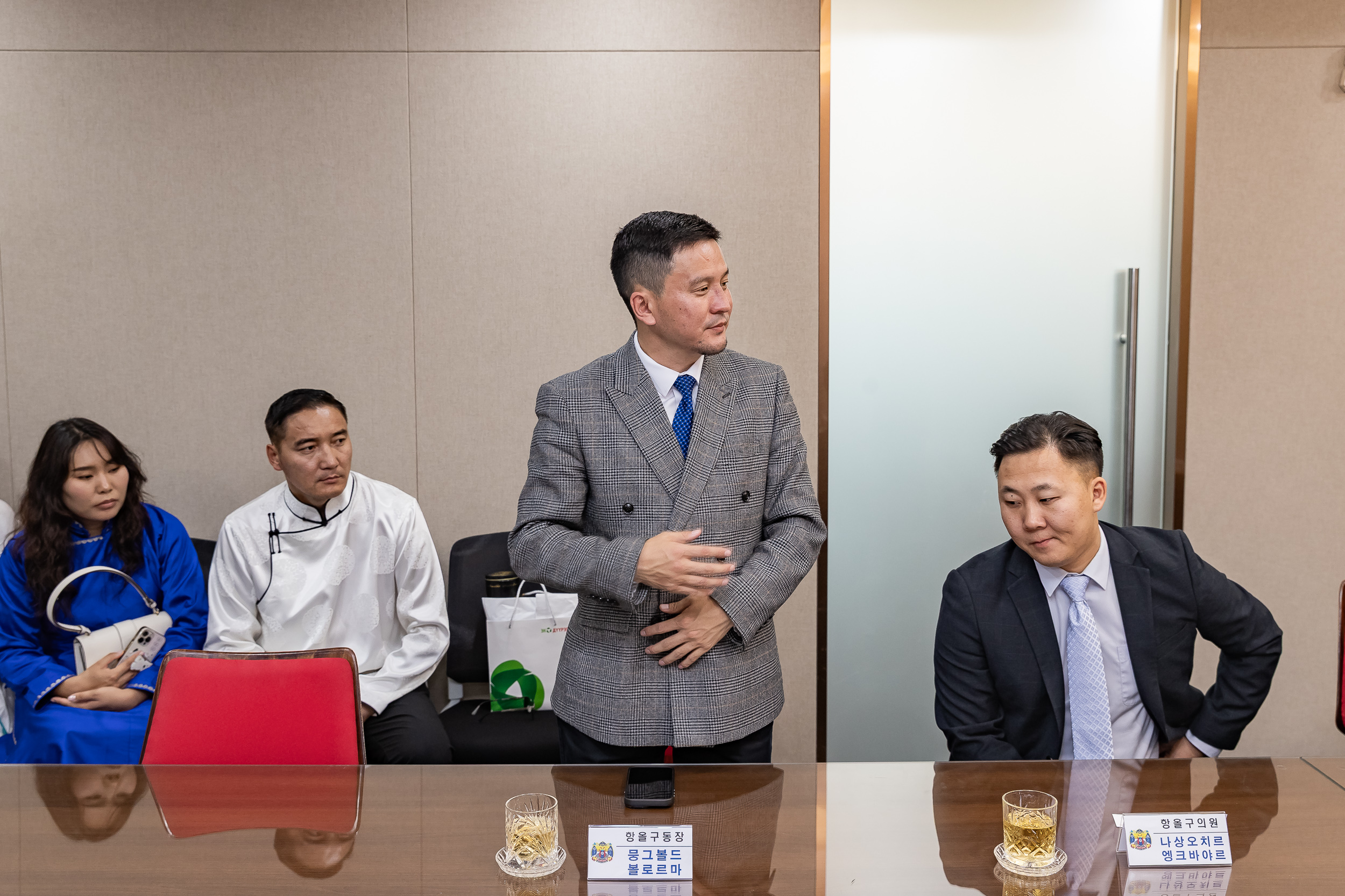 20250821-몽골 항올구의회 방문단 면담 20250821-5357_L_111710.jpg