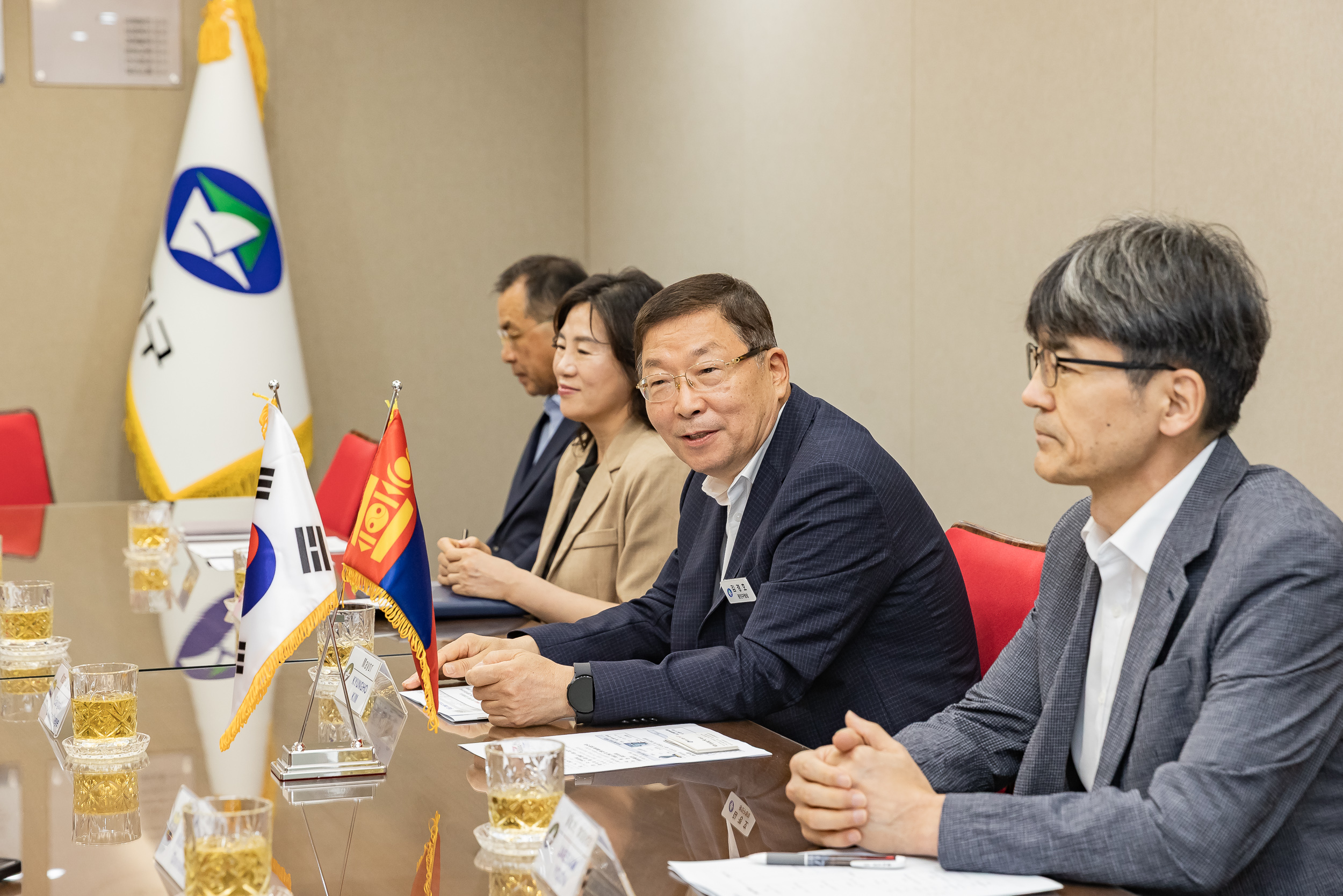 20250821-몽골 항올구의회 방문단 면담 20250821-5373_L_111711.jpg