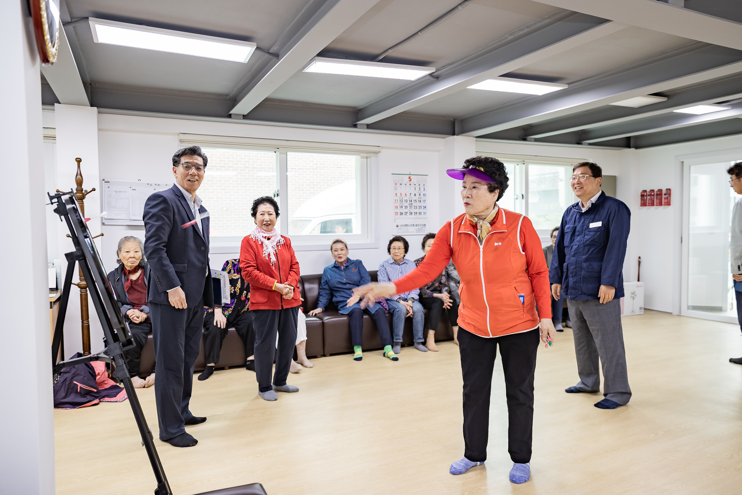 20250519-자양1동 중앙경로당 이전 개소 시설 점검 20250519-80143_L_172807.jpg