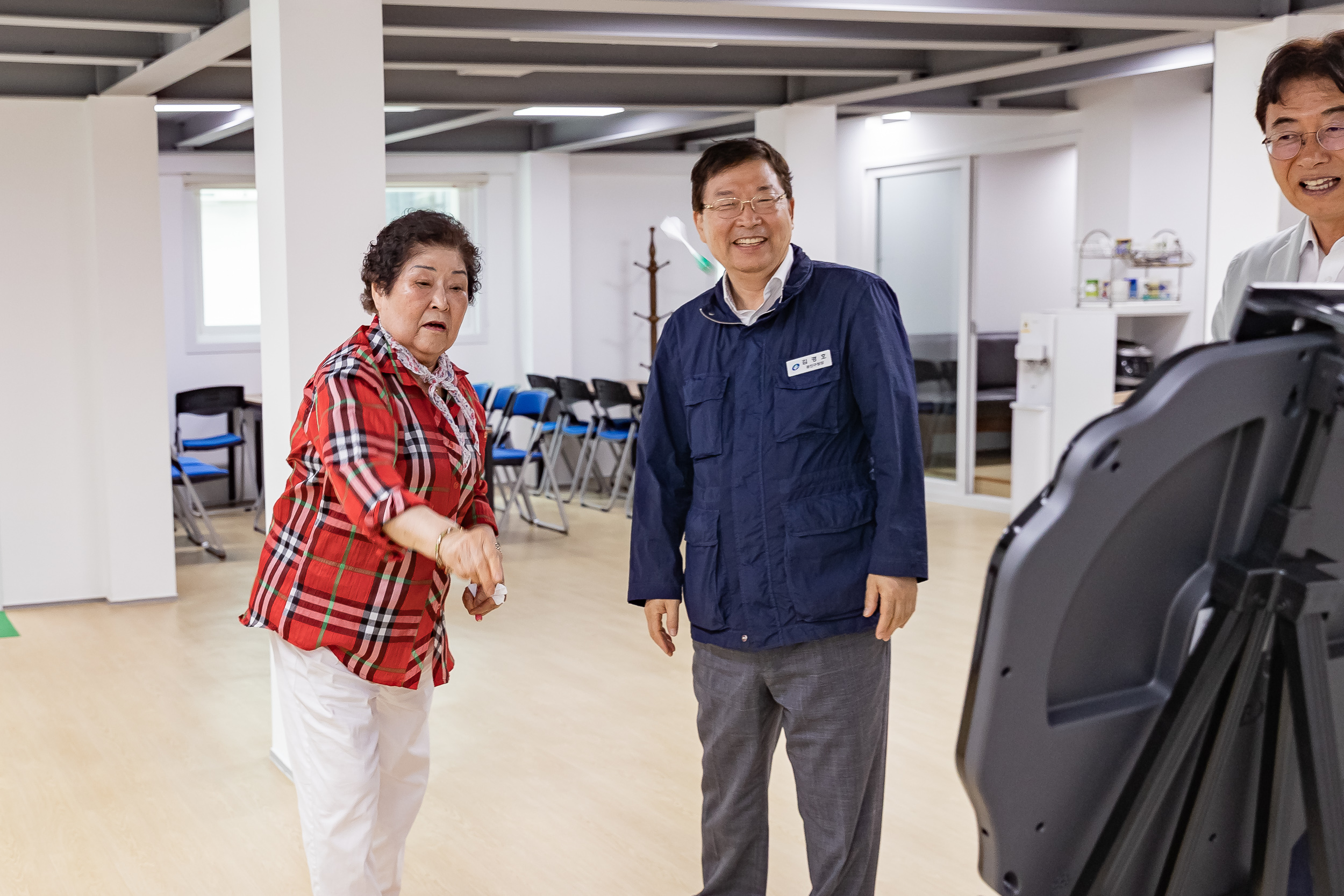 20250519-자양1동 중앙경로당 이전 개소 시설 점검 20250519-80224_L_172808.jpg