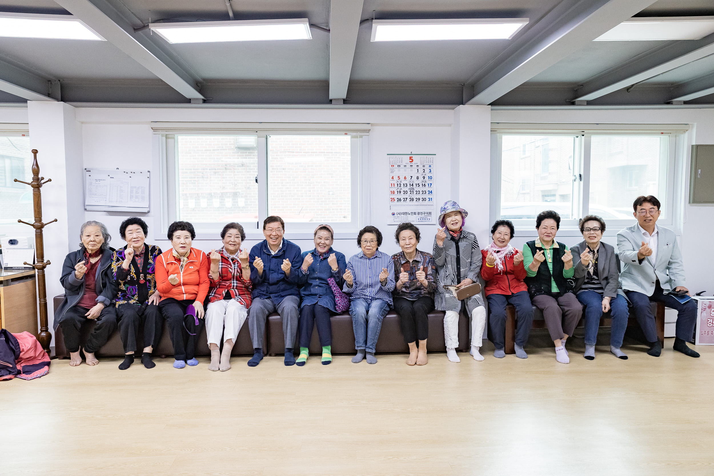 20250519-자양1동 중앙경로당 이전 개소 시설 점검 20250519-80083_L_172807.jpg