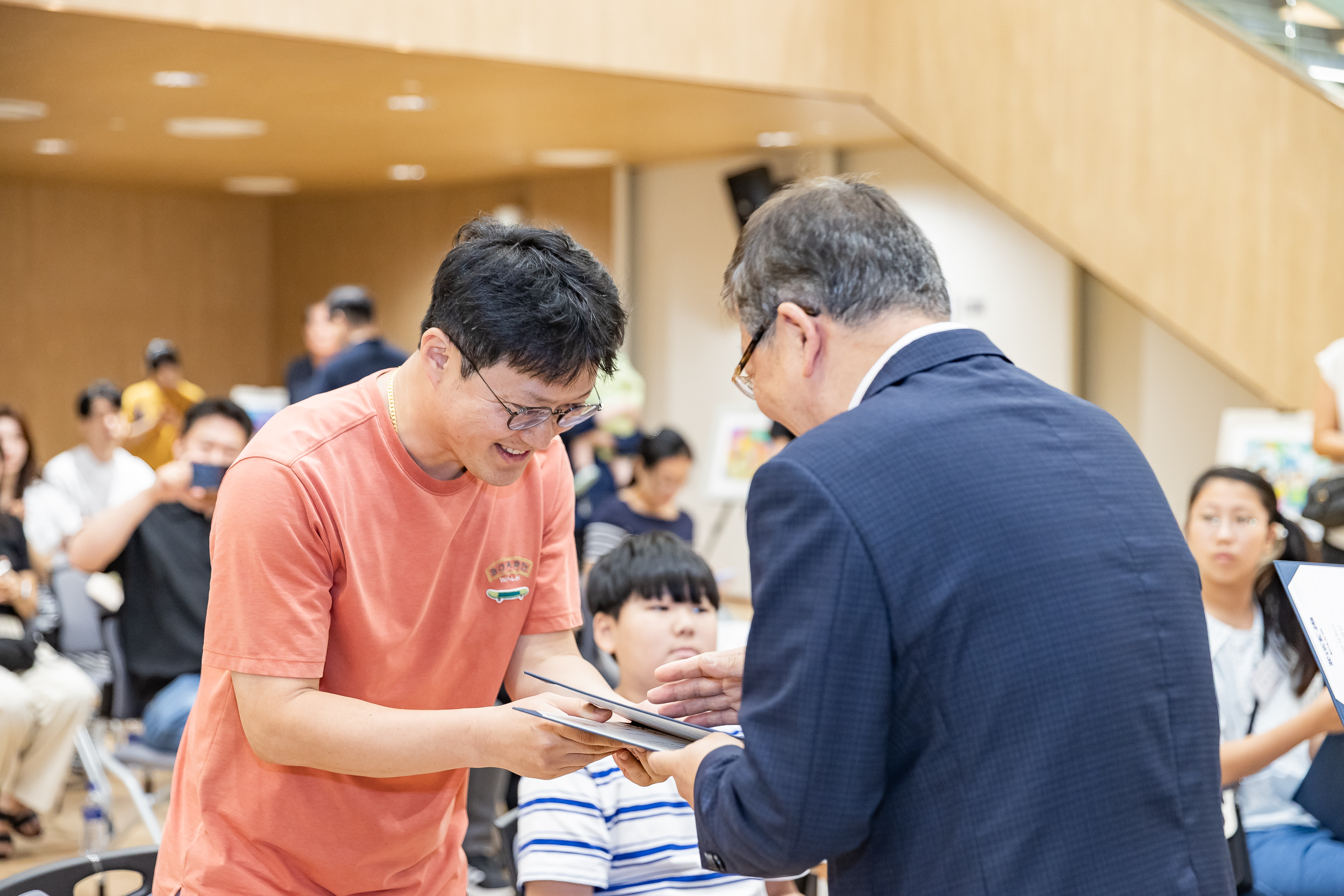 20250705-2025 광진가족페스티벌 백일장 그림그리기대회 시상식 20250705-124131_L_121944.jpg