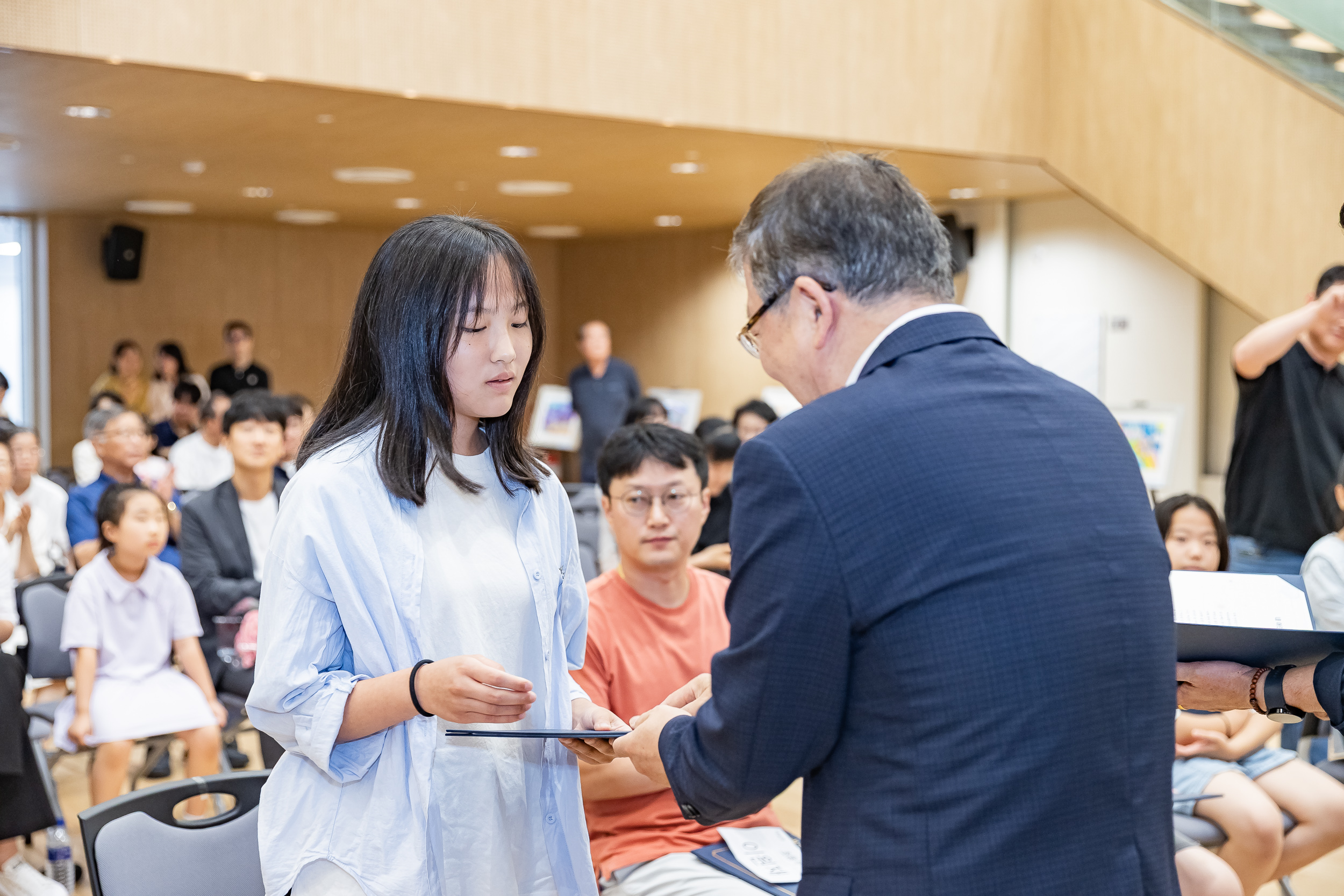 20250705-2025 광진가족페스티벌 백일장 그림그리기대회 시상식 20250705-124153_L_121944.jpg