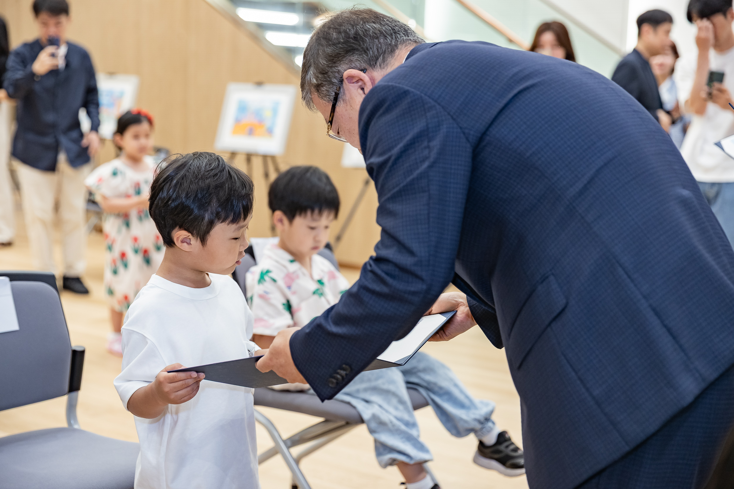 20250705-2025 광진가족페스티벌 백일장 그림그리기대회 시상식 20250705-123636_L_121939.jpg