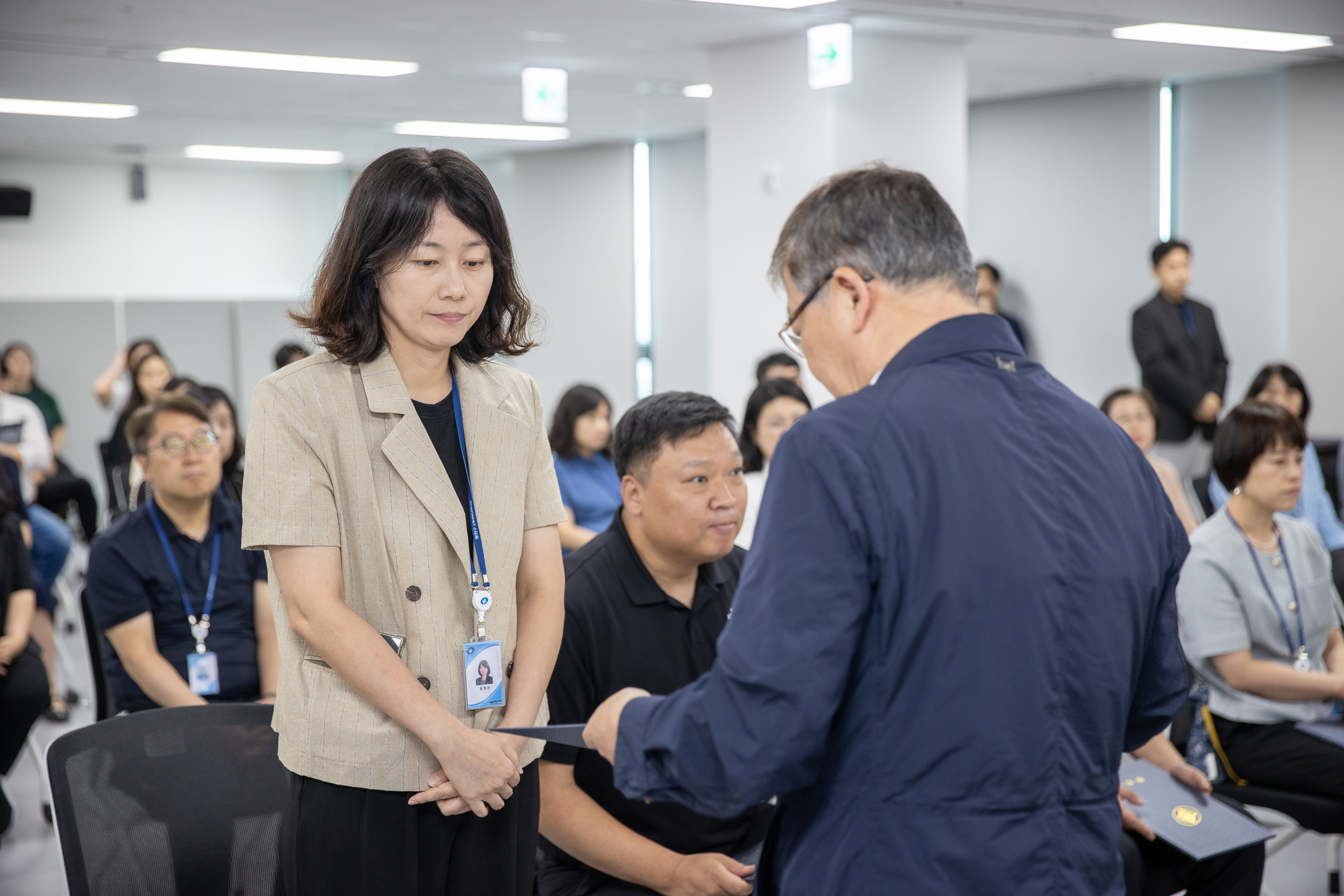 20250630-2025 하반기 정기인사 발령장 수여식 20250630-116731_L_123000.jpg