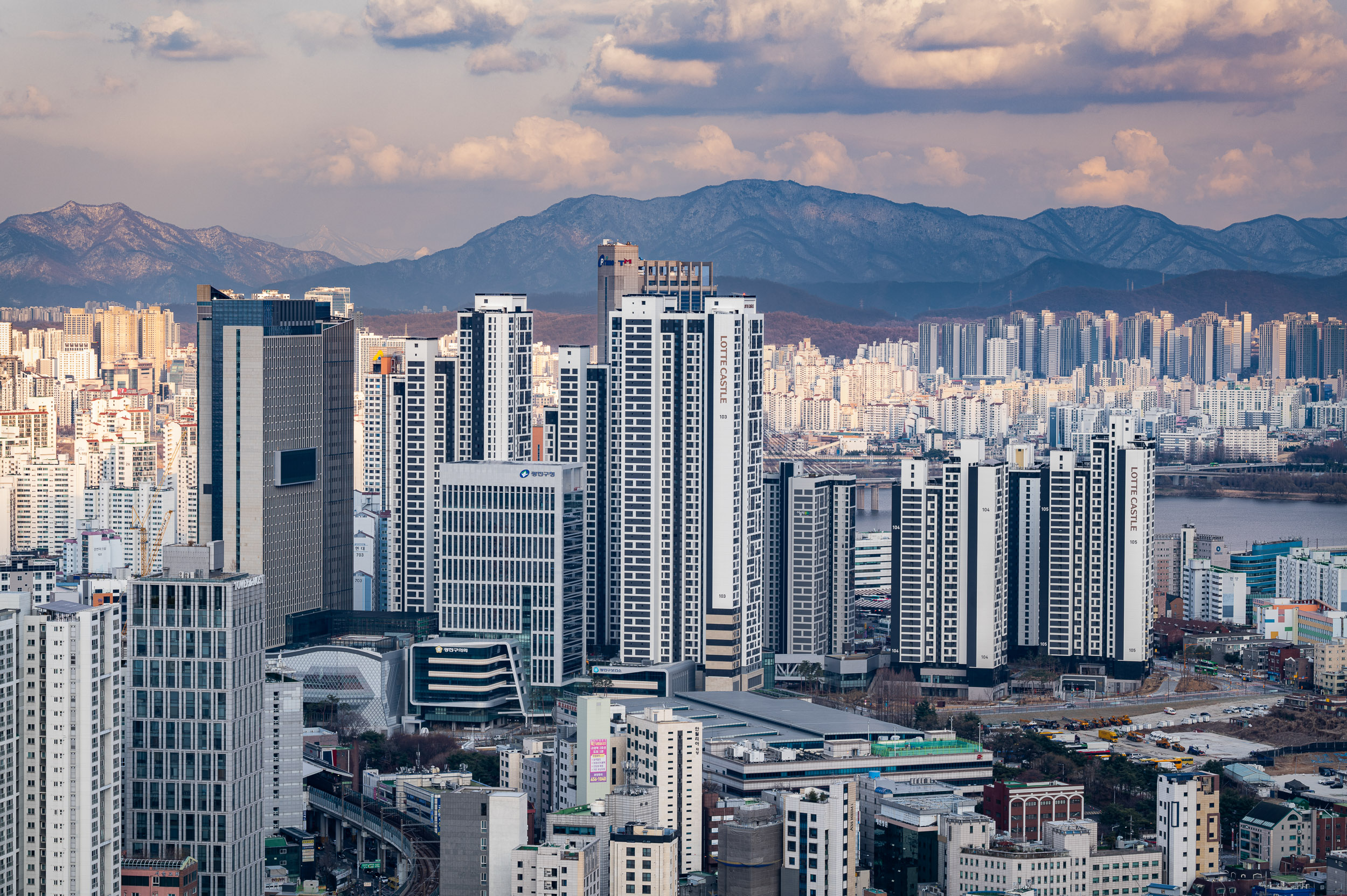 20250320-광진구청 신청사 주간 및 야간 경관 20250318-7483_L_110852.jpg