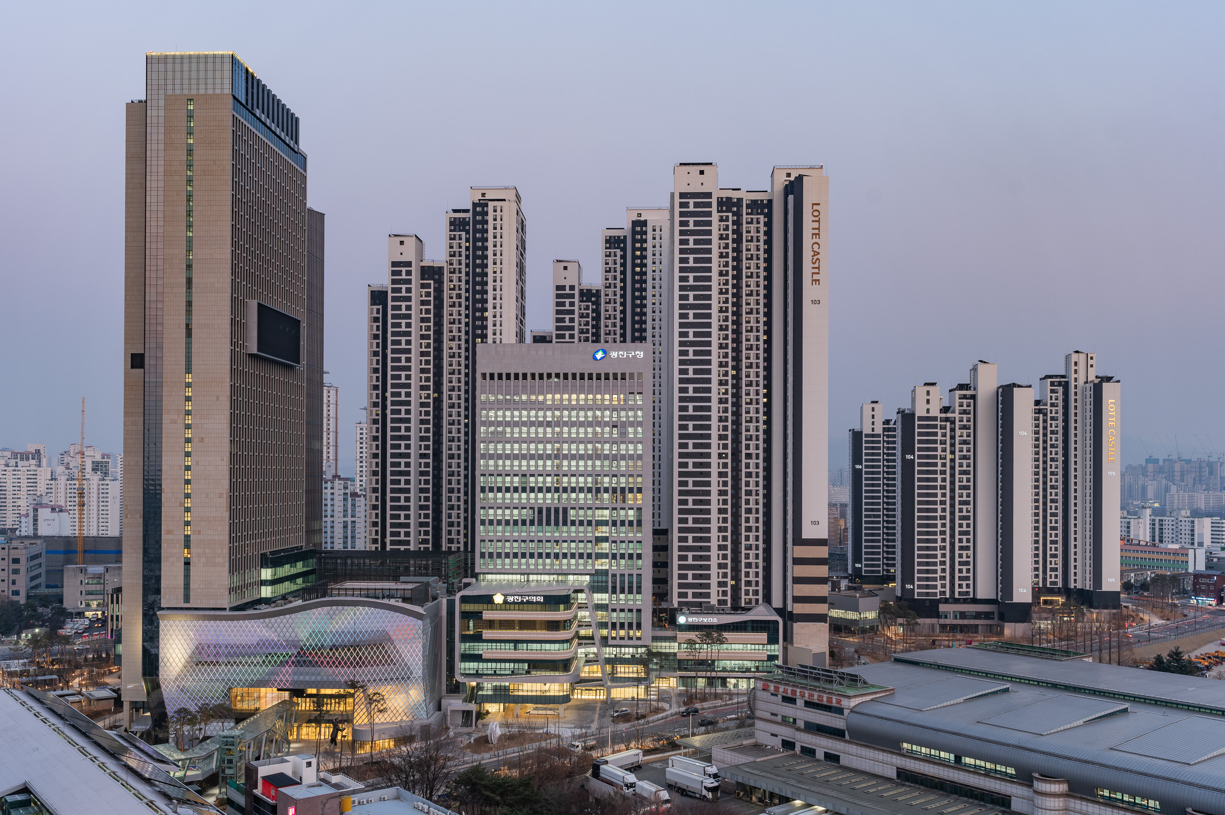 20250320-광진구청 신청사 주간 및 야간 경관 20250320-6858_L_110852.jpg