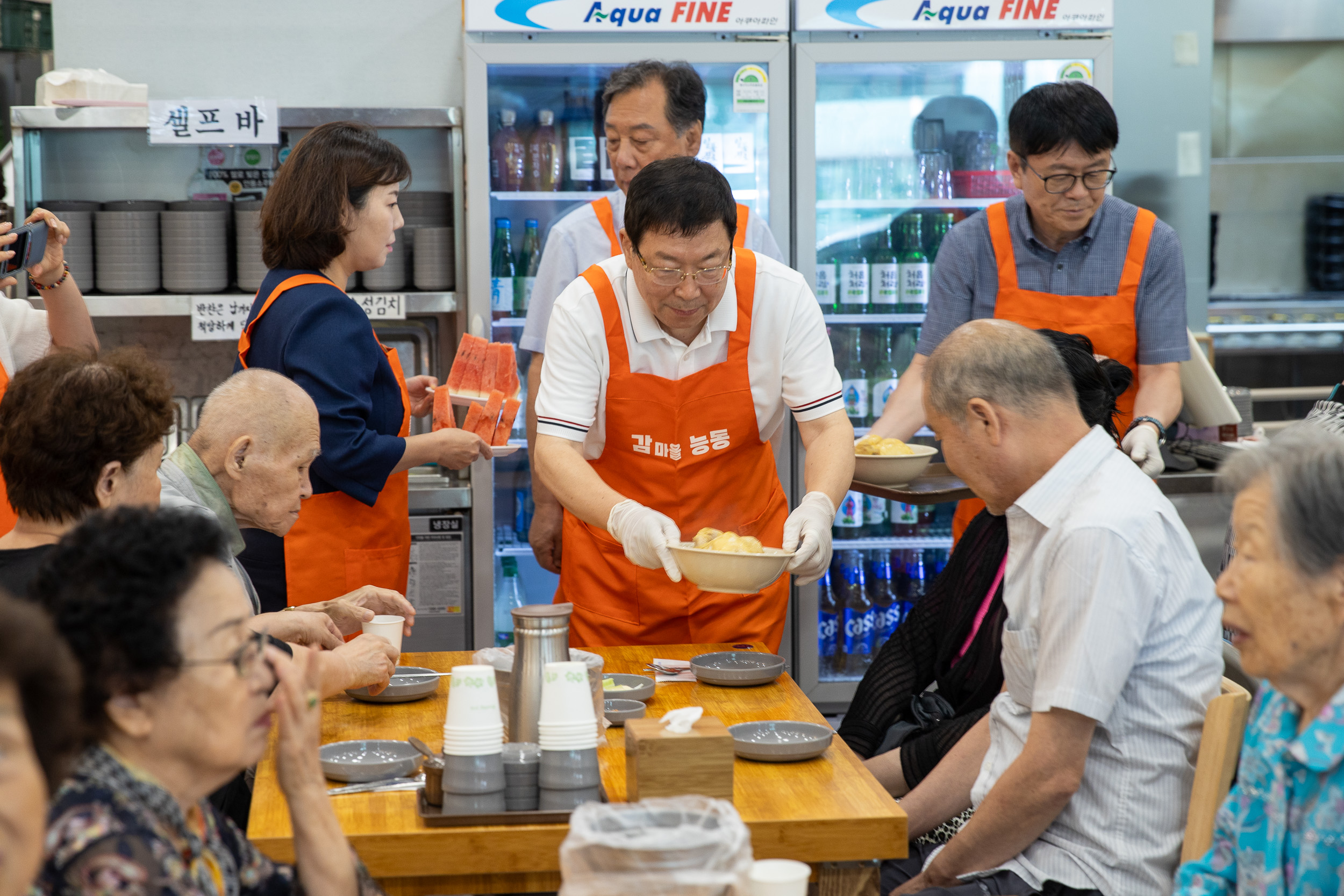 20250718-능동 어르신 건강한 여름나기 초복맞이 삼계탕 나눔 행사 20250718-8779_L_174139.jpg