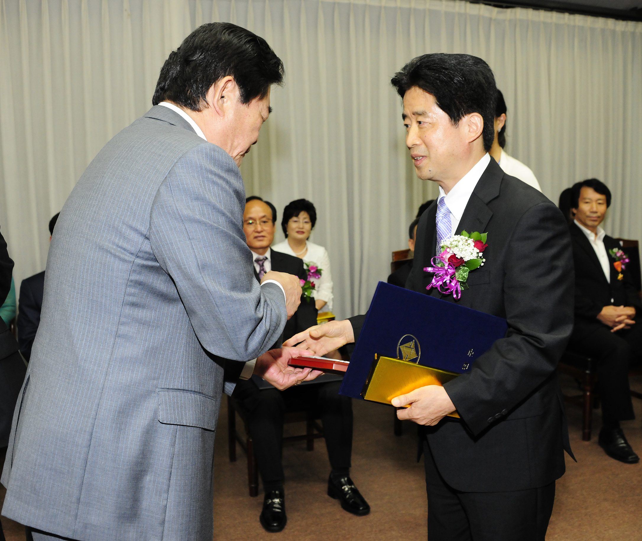 20110629-2011 상반기 퇴임식 36998.JPG