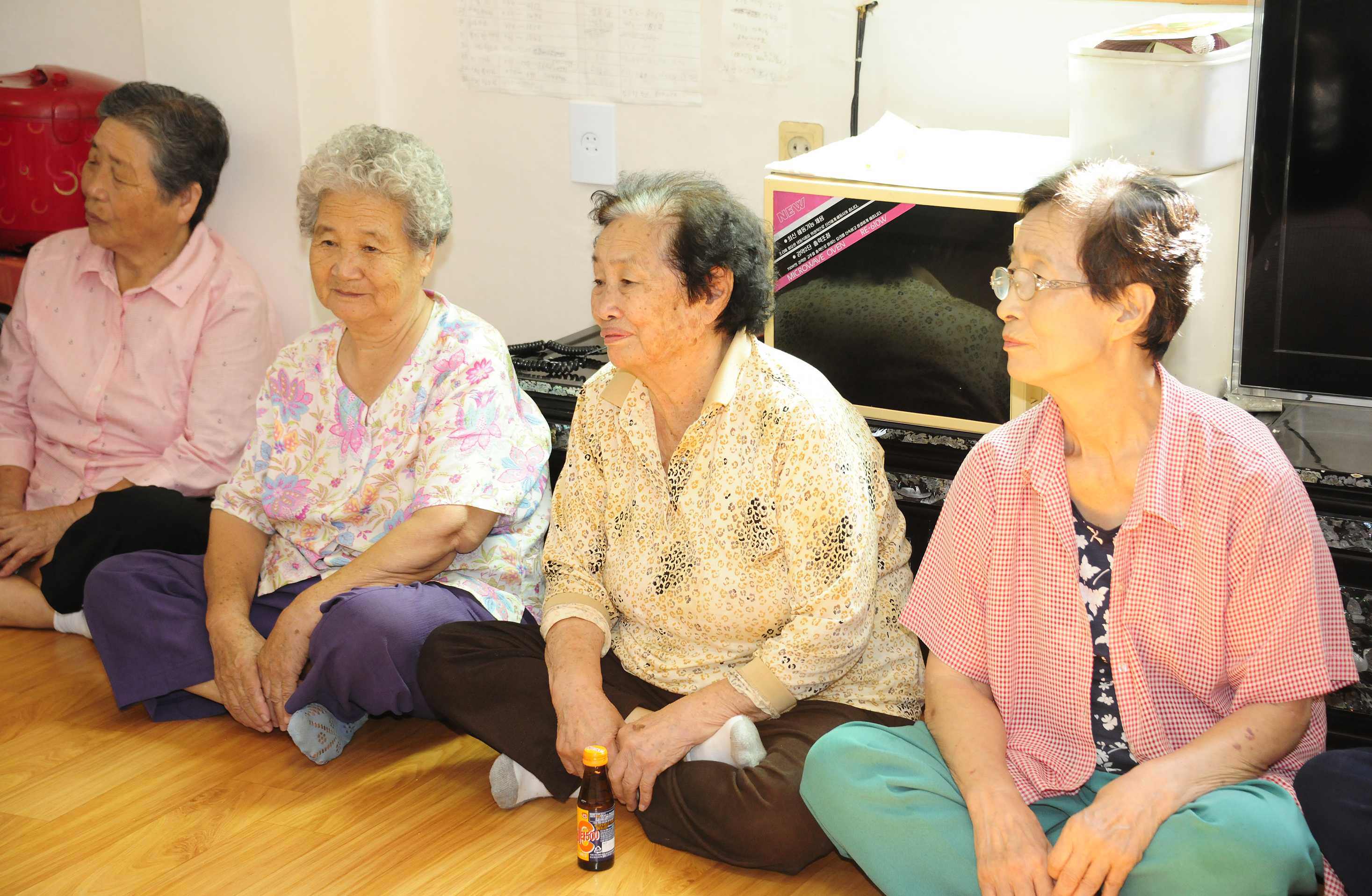 20110906-추석명절 경로당 방문 40244.JPG