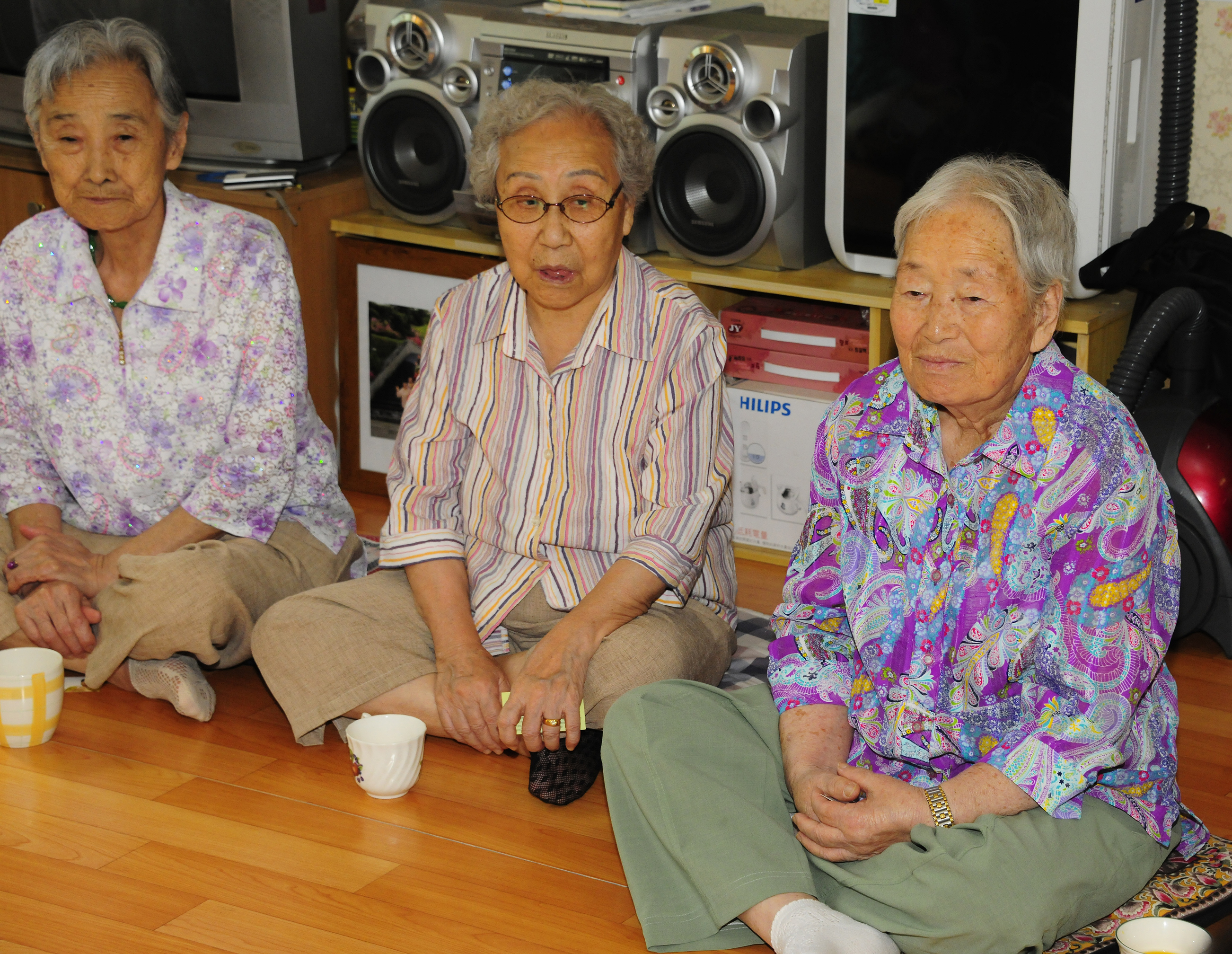 20110906-추석명절 경로당 방문 40275.JPG