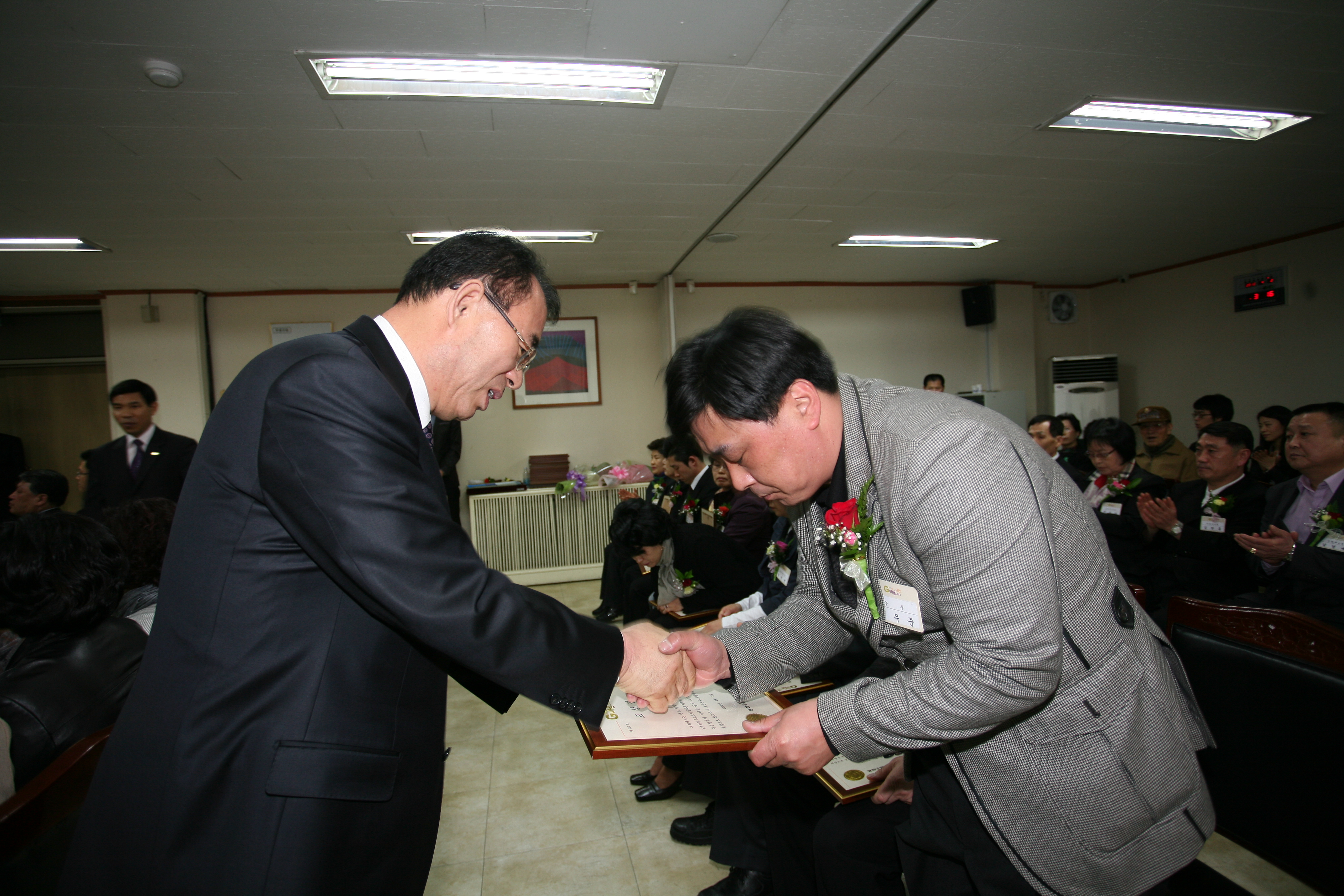 4월 정기구민표창 수여식 15515.JPG