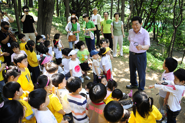 20110616-숲과 함께 놀자-숲 어린이 집 일일교사 35931.JPG